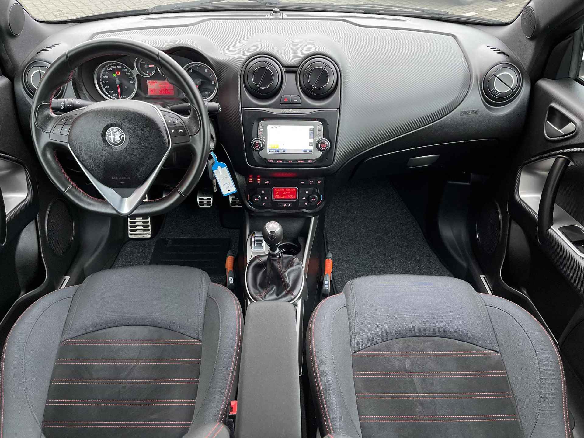 Alfa Romeo MiTo 0.9 TwinAir ECO | Navigatie | Airco | Park. Sensor | Bluetooth Tel. | DAB | Elek. Ramen + Spiegels | Rijklaarprijs! - 12/30