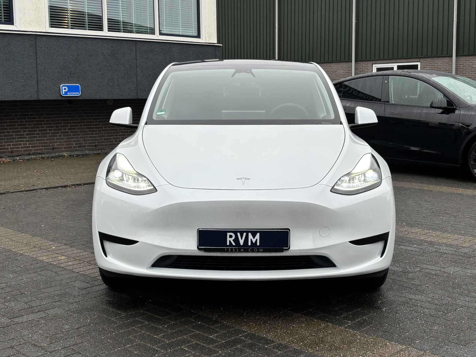 Tesla Model Y RWD 58 kWh TOP STAAT - FABRIEKSGARANTIE TOT 6-2027 - ALL SEASON BANDEN - 3/28