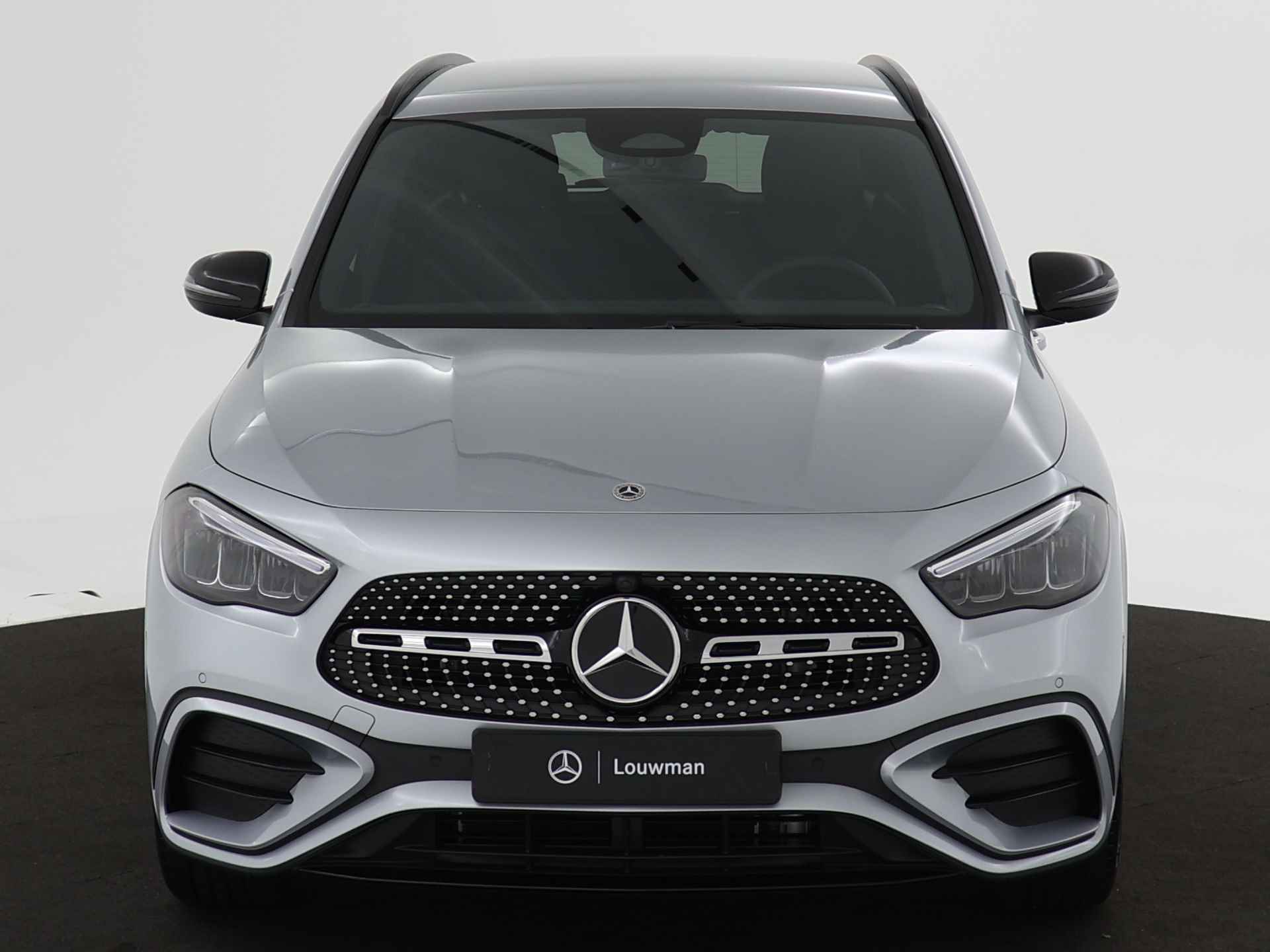 Mercedes-Benz GLA 180 Star Edition AMG Line | Trekhaak | Nightpakket | Dodehoekassistent | Parkeerpakket met achteruitrijcamera | USB-pakket plus | Keyless-Go comfortpakket | Bagageruimtepakket | EASY PACK achterklep | - 23/41