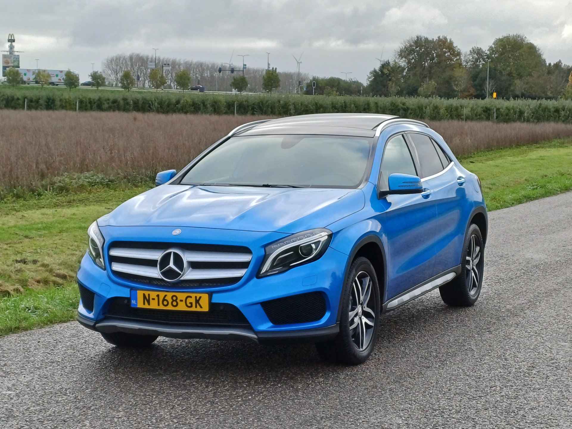 Mercedes-Benz GLA 250 Prestige | Prachtige kleur ! | Pano | Leer | Navi | Camera | - 4/52