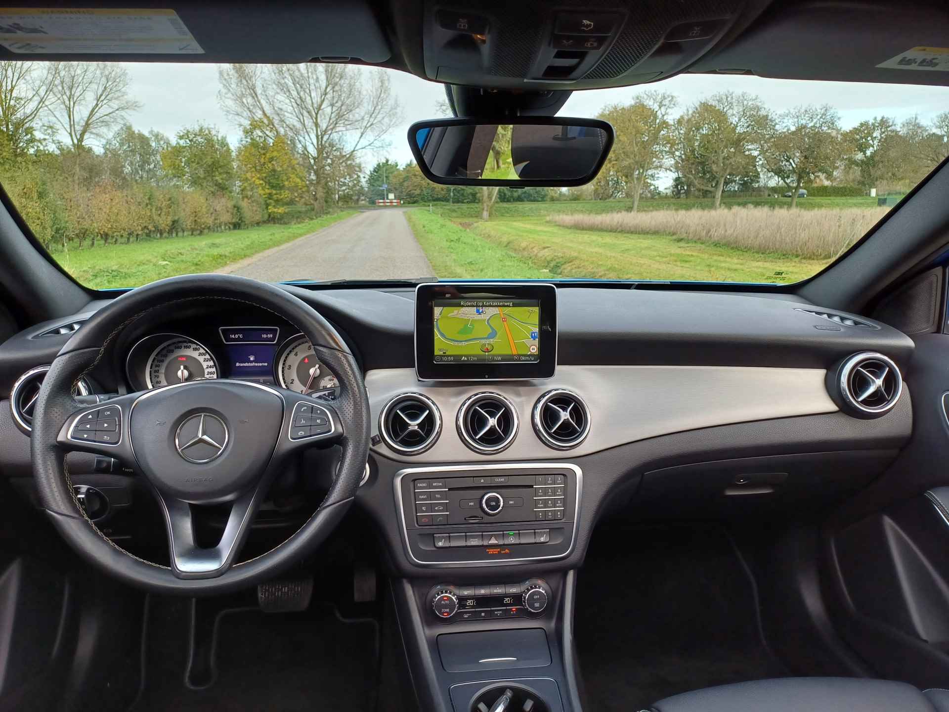 Mercedes-Benz GLA 250 Prestige | Prachtige kleur ! | Pano | Leer | Navi | Camera | - 33/52