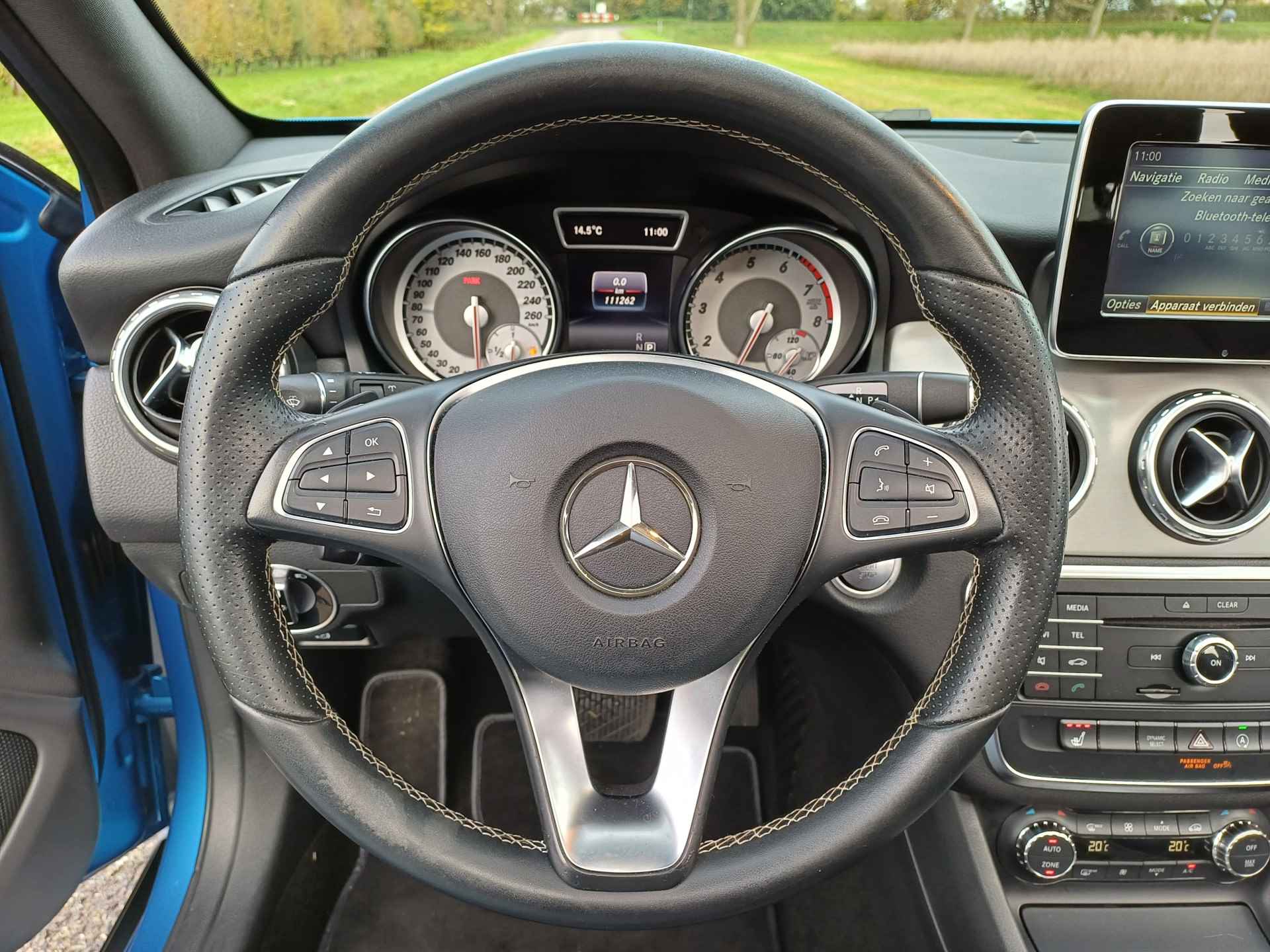 Mercedes-Benz GLA 250 Prestige | Prachtige kleur ! | Pano | Leer | Navi | Camera | - 48/52