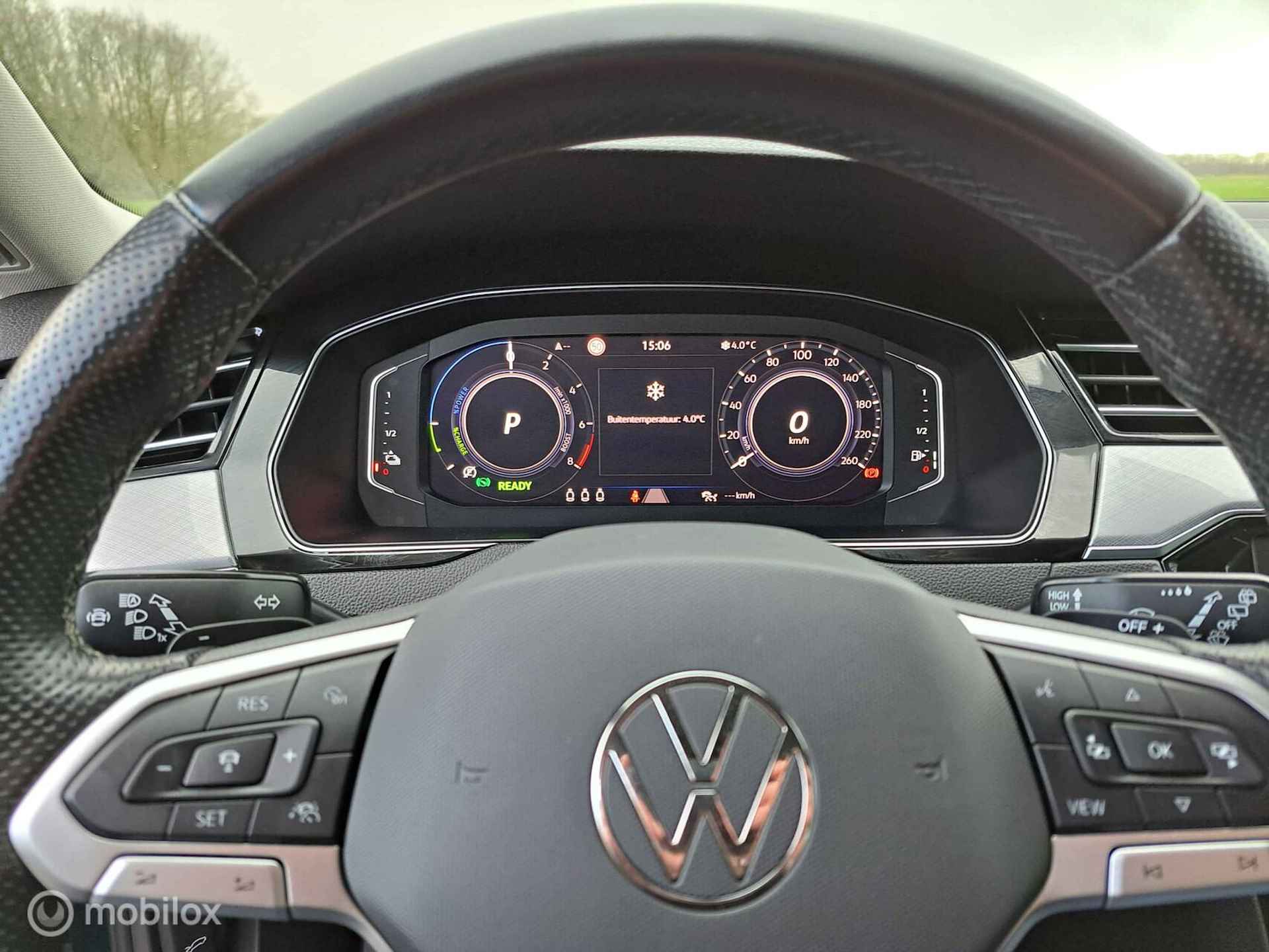 Volkswagen Passat Variant 1.4 TSI PHEV GTE Business - 17/31