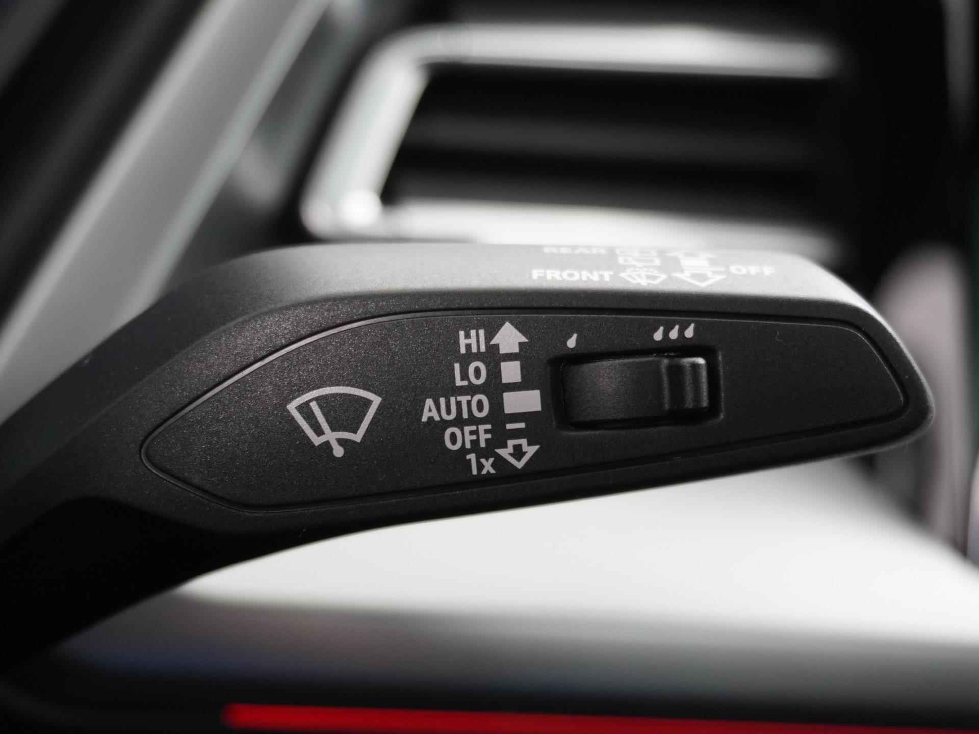 Audi Q4 e-tron 35 Launch edition S LINE 58 kWh PANO | LEDER | ELEK. STOEL - 30/49
