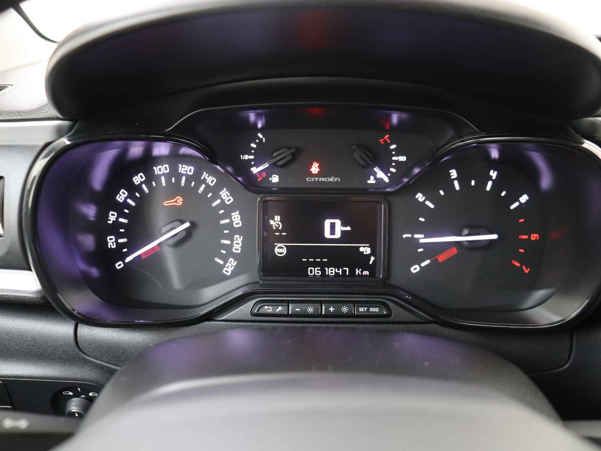 Citroën C3 1.2 PureTech Feel 5 deurs | Climate Control | Navigatie | Parkeer hulp Achter - 8/35
