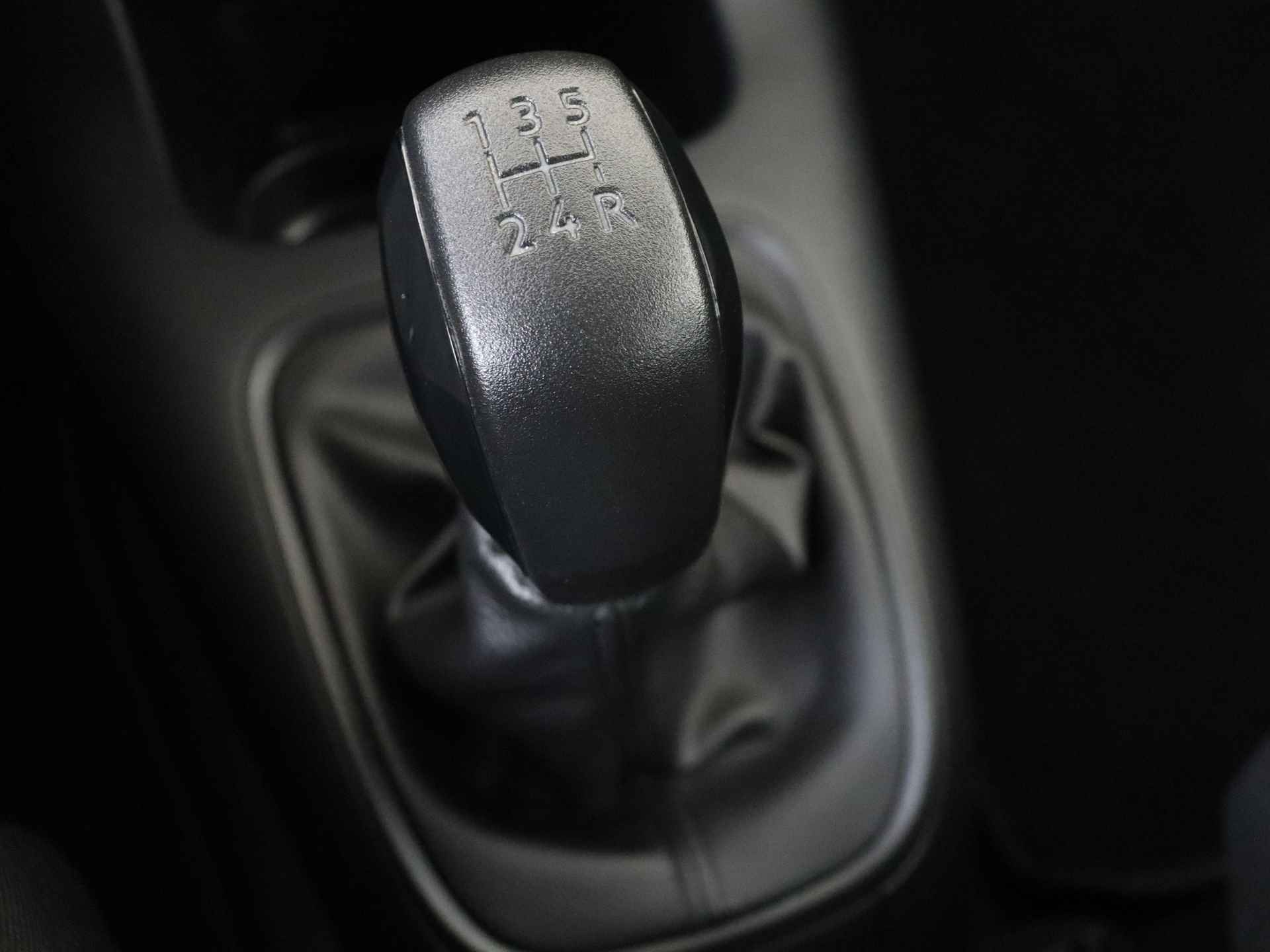 Citroën C3 1.2 PureTech Feel 5 deurs | Climate Control | Navigatie | Parkeer hulp Achter - 21/35