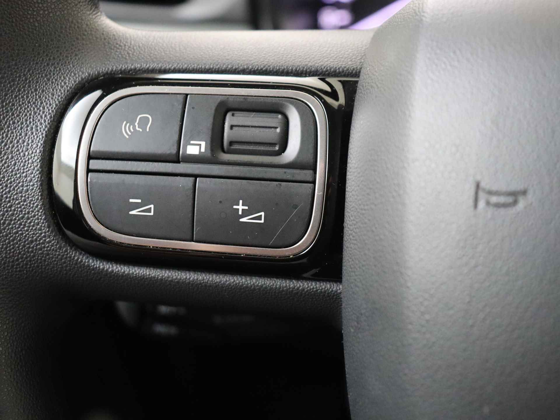 Citroën C3 1.2 PureTech Feel 5 deurs | Climate Control | Navigatie | Parkeer hulp Achter - 22/35