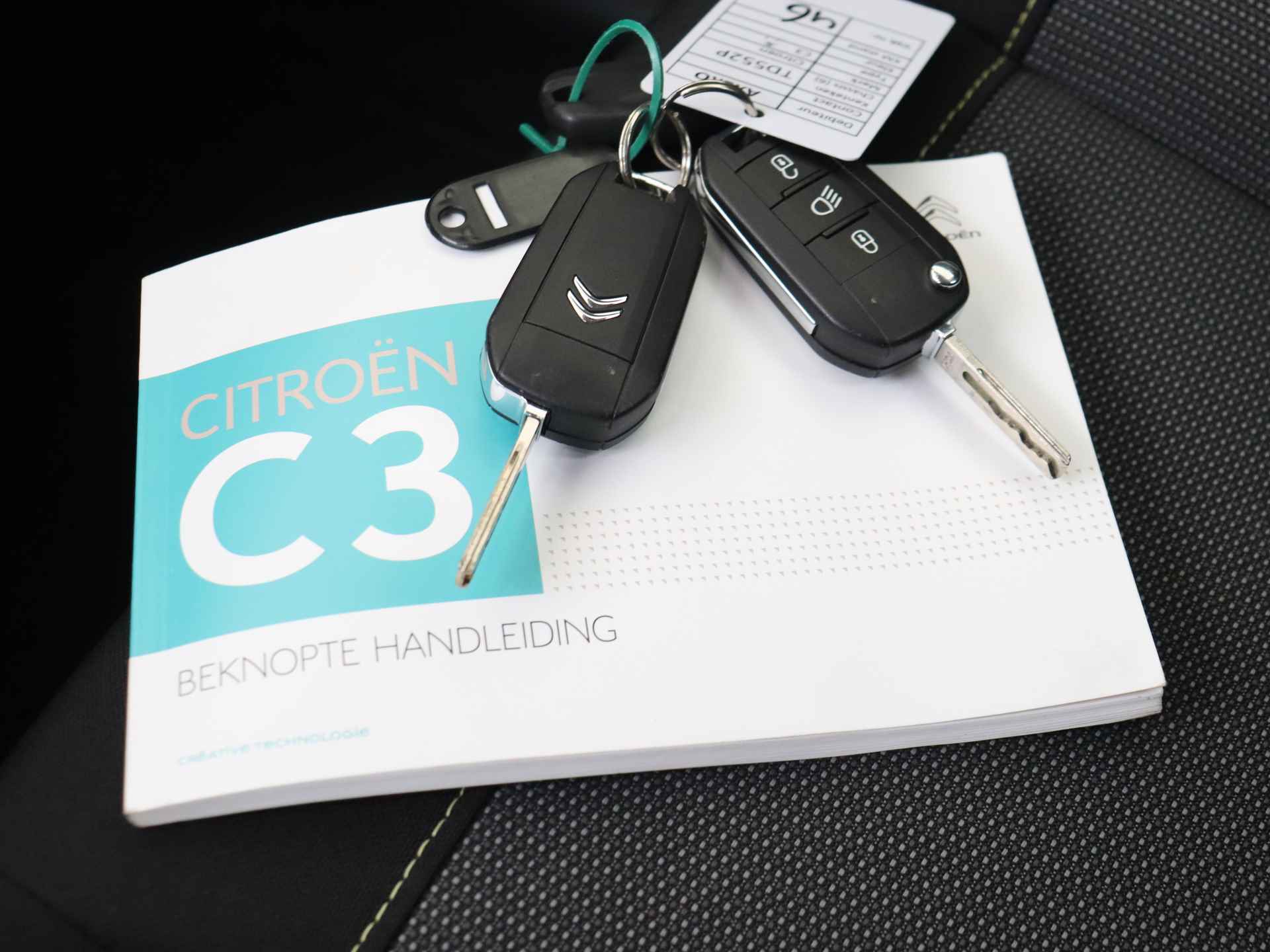 Citroën C3 1.2 PureTech Feel 5 deurs | Climate Control | Navigatie | Parkeer hulp Achter - 25/35