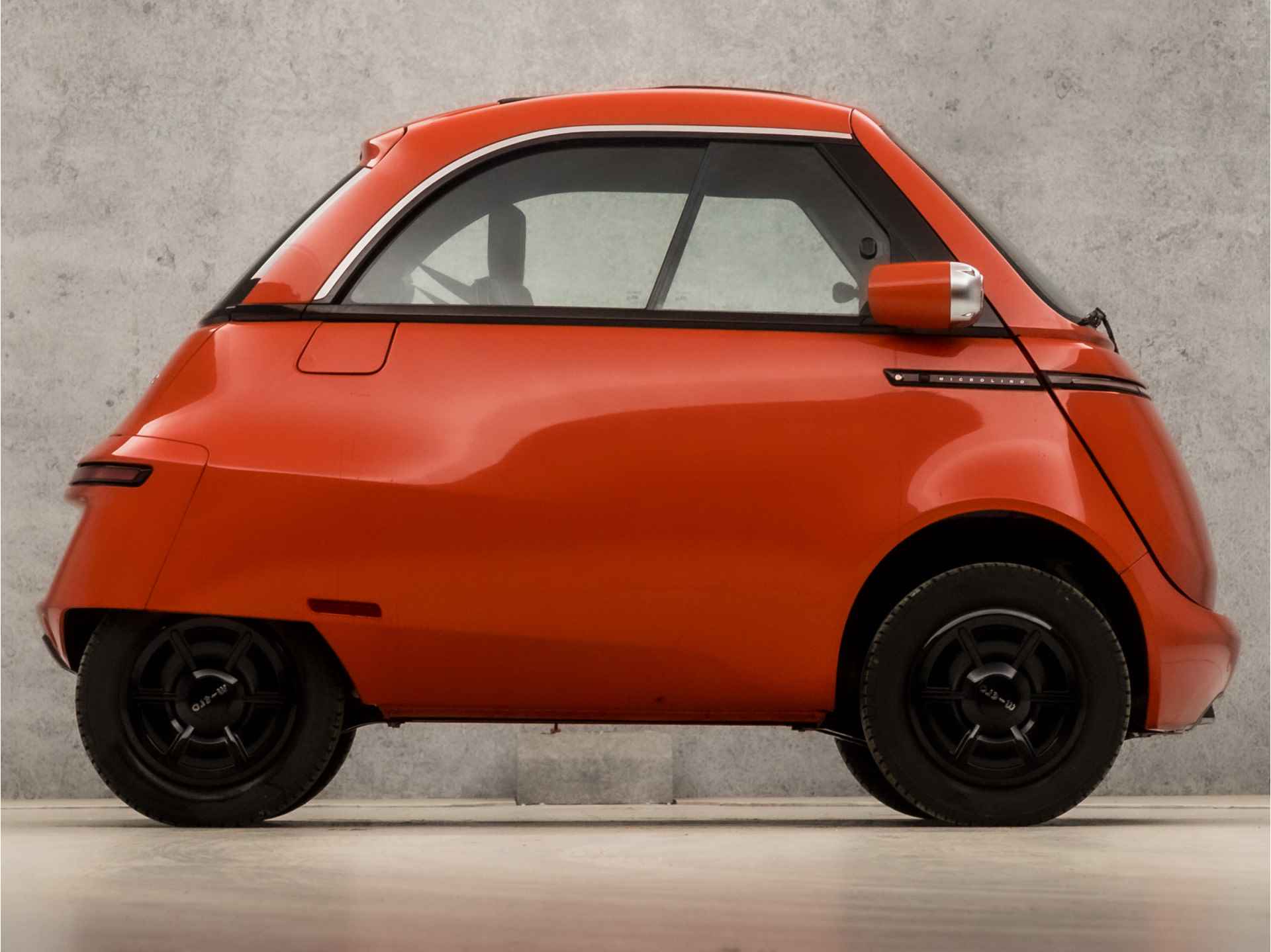 Microlino L7 Competizione 10.5 kWh (LEASE 300,- P/M, DIRECT LEVERBAAR, NIEUW, VERSIE 2, MILANO RED, 90 KM/H, 180KM ACTIERADIUS, NIEUW) - 4/34