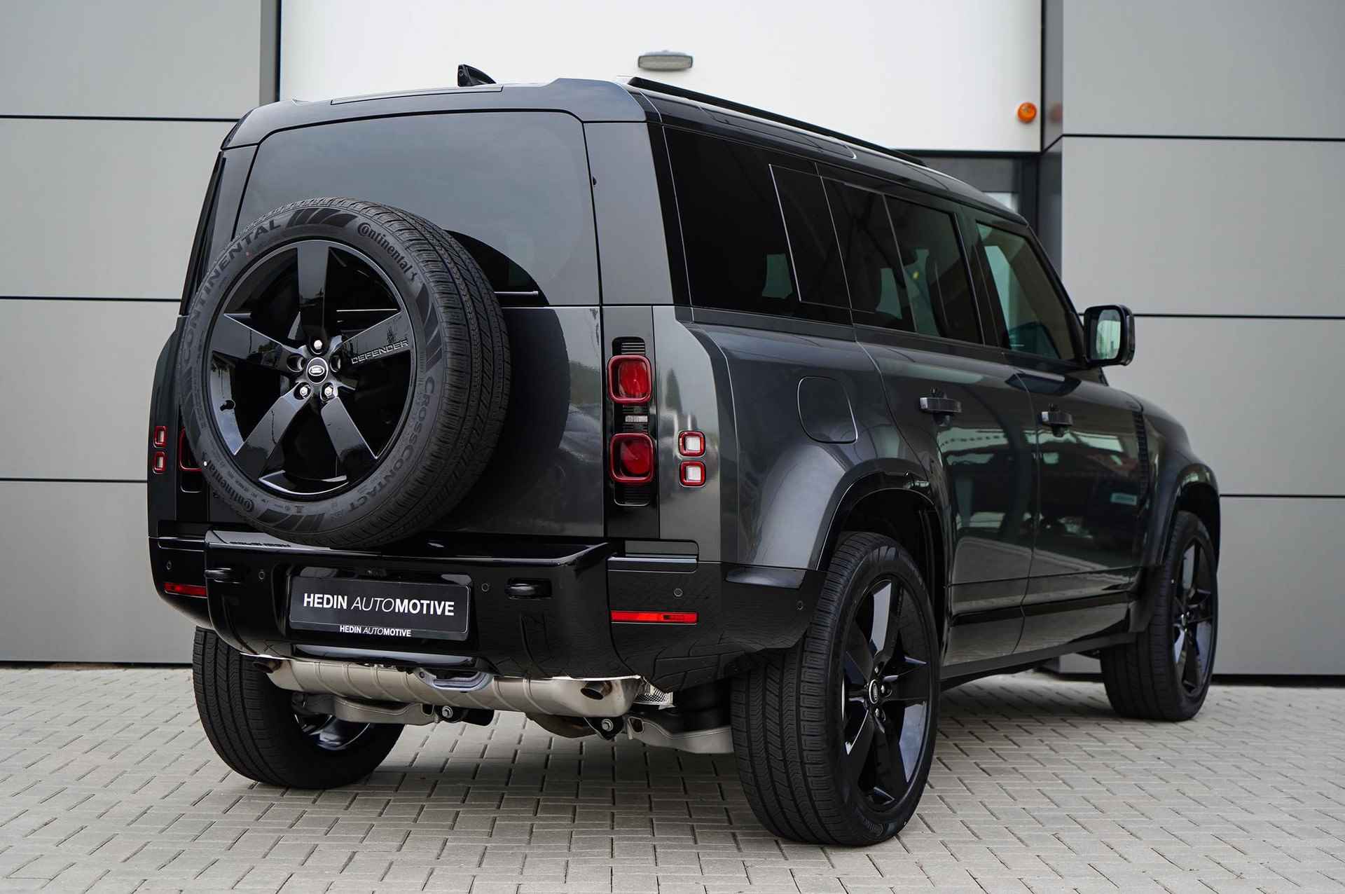 Land Rover Defender 110 2.0 P300e 110 X-Dynamic HSE | MY25 | Caraway leder | Elektrische Trekhaak | 22" Gloss Black - 2/30