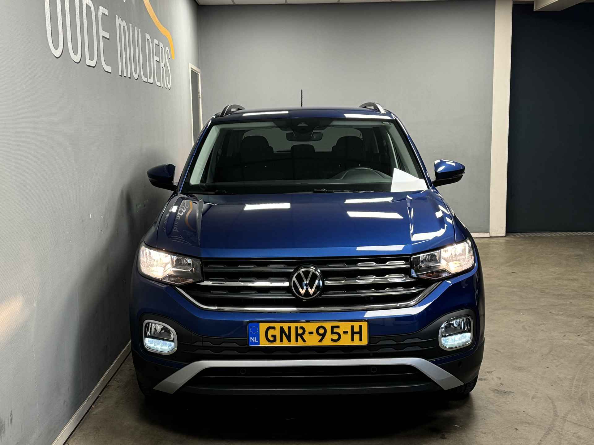 Volkswagen T-Cross 1.0 TSI MOVE Stoelverwarming/Camera/Navigatie - 8/28