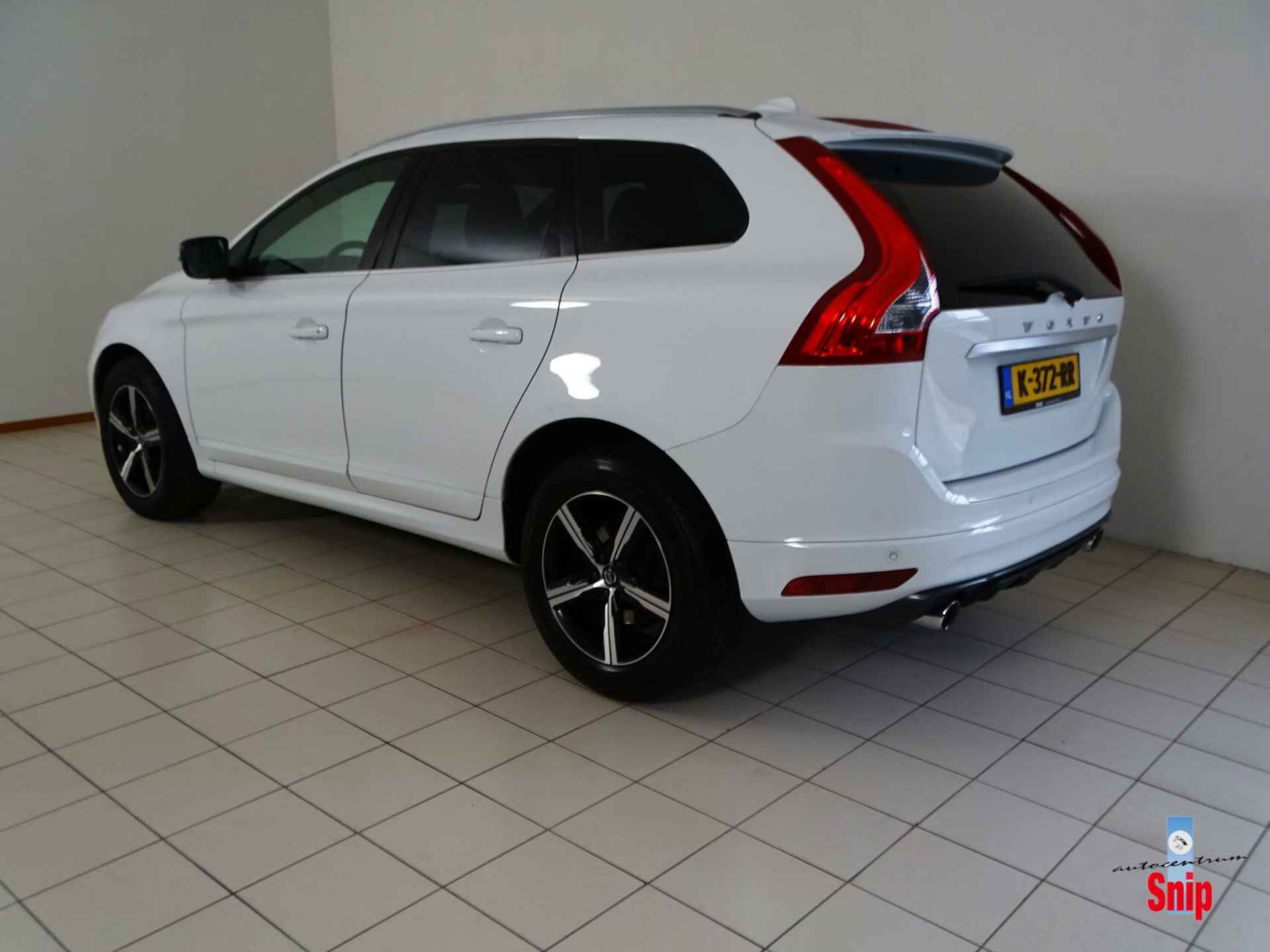 Volvo XC60 2.0 T5 R-Design Automaat. - 28/31