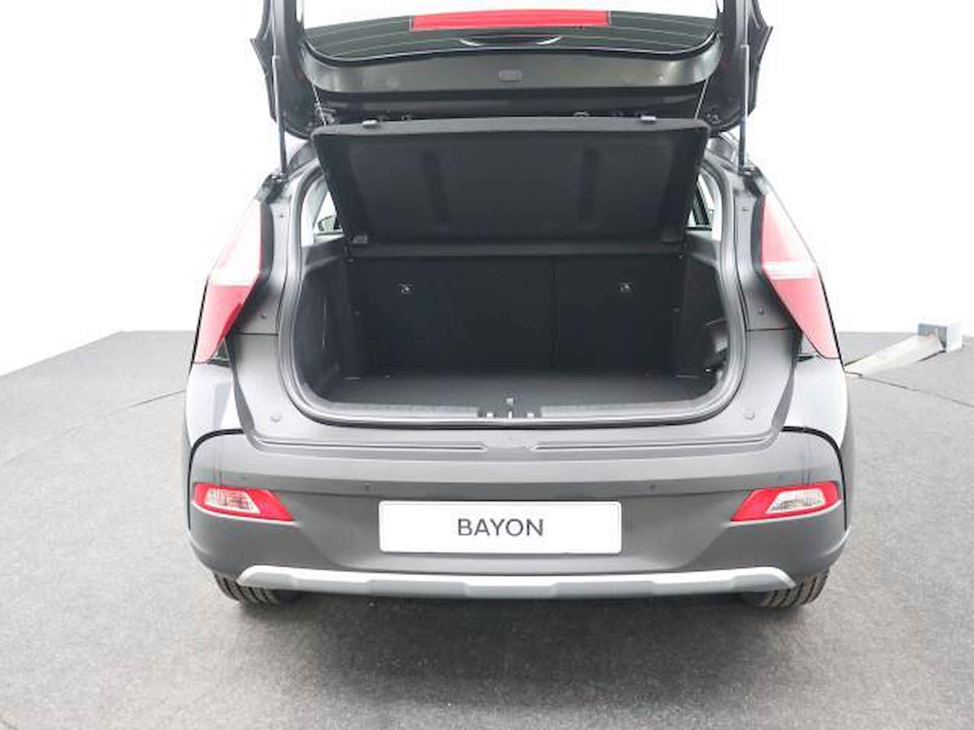 Hyundai Bayon 1.0 T-GDI Comfort Smart Aut. | Incl. €2800,- Voorraadactie! | Navigatie | Apple Carplay | Camera | Lm-wielen | - 21/22