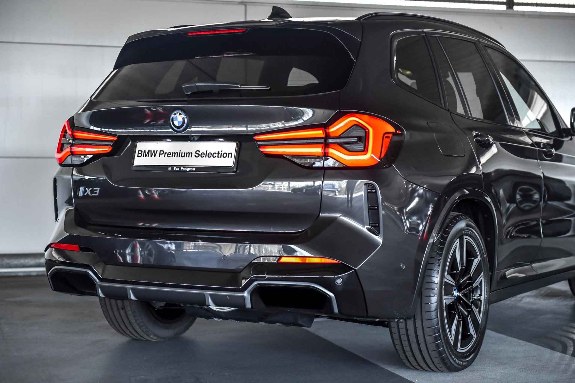 BMW iX3 Executive 80 kWh | Trekhaak met elektrisch wegklapbare kogel | Stuurwielrand verwarmd - 21/21