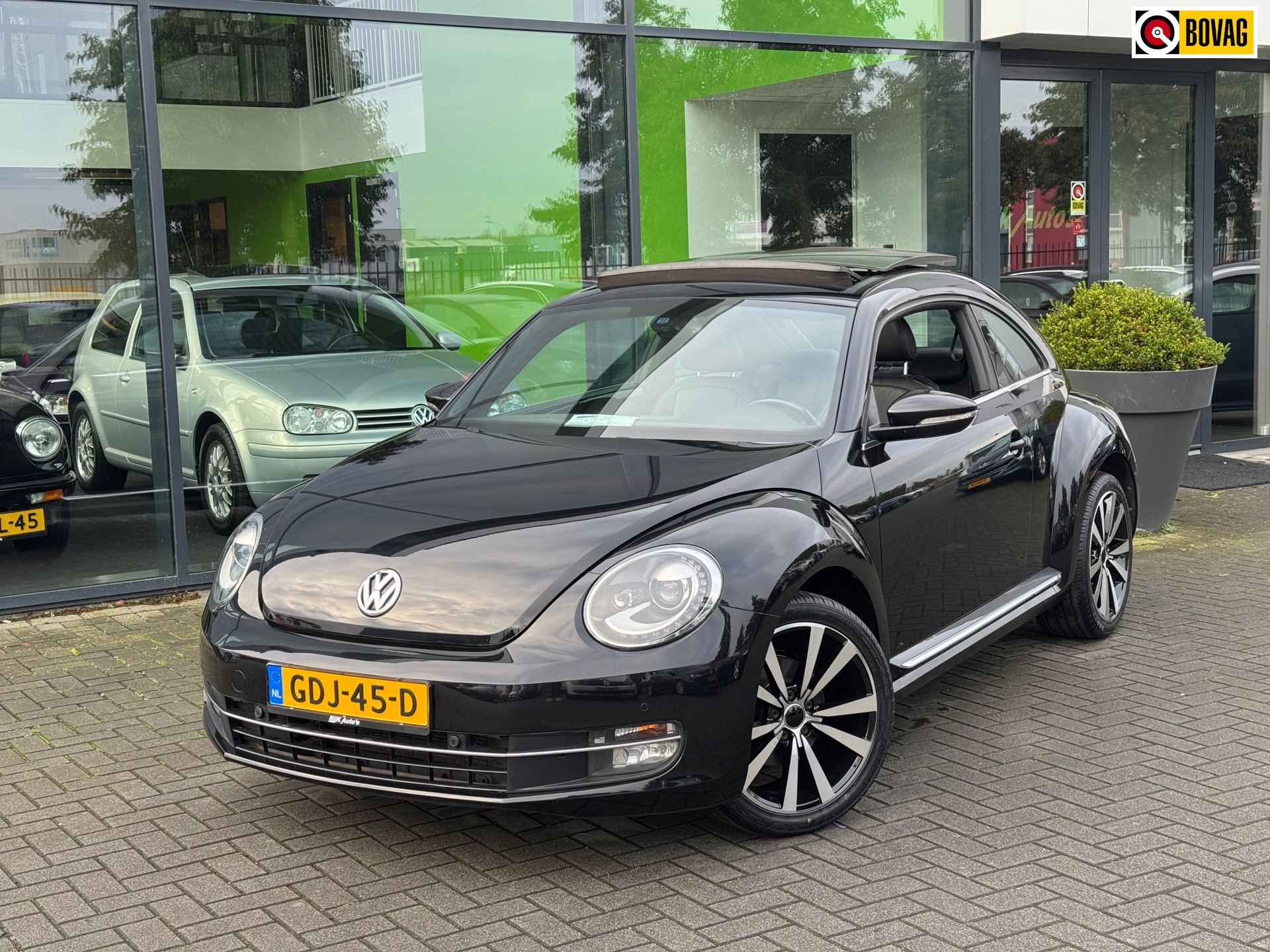 Volkswagen Beetle 1.2 TSI Design * Panoramadak * Xenon * Navigatie * Leder