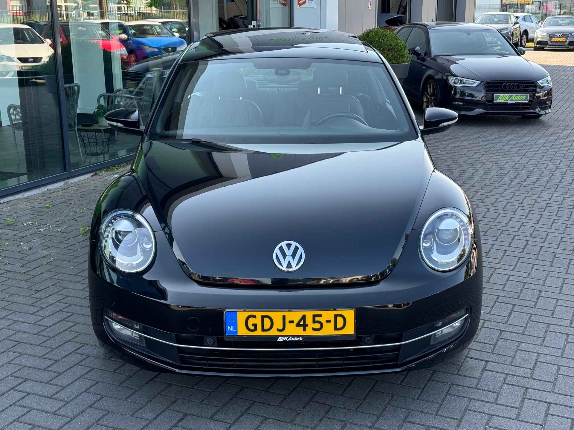 Volkswagen Beetle 1.2 TSI Design * Panoramadak * Xenon * Navigatie * Leder - 13/56