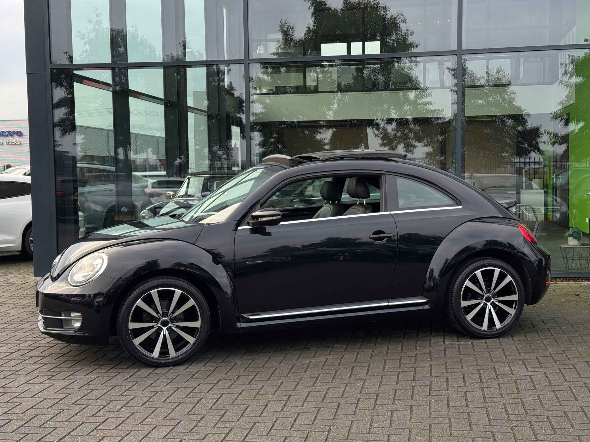 Volkswagen Beetle 1.2 TSI Design * Panoramadak * Xenon * Navigatie * Leder - 34/56