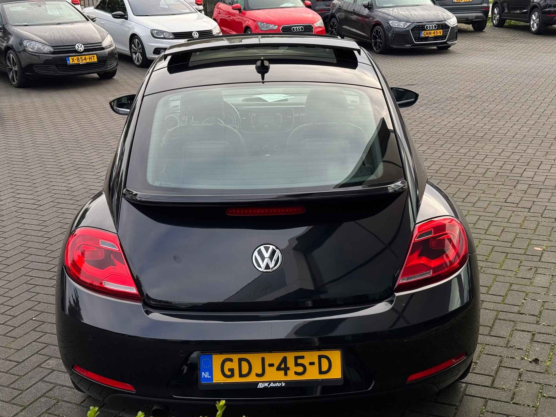 Volkswagen Beetle 1.2 TSI Design * Panoramadak * Xenon * Navigatie * Leder - 39/56