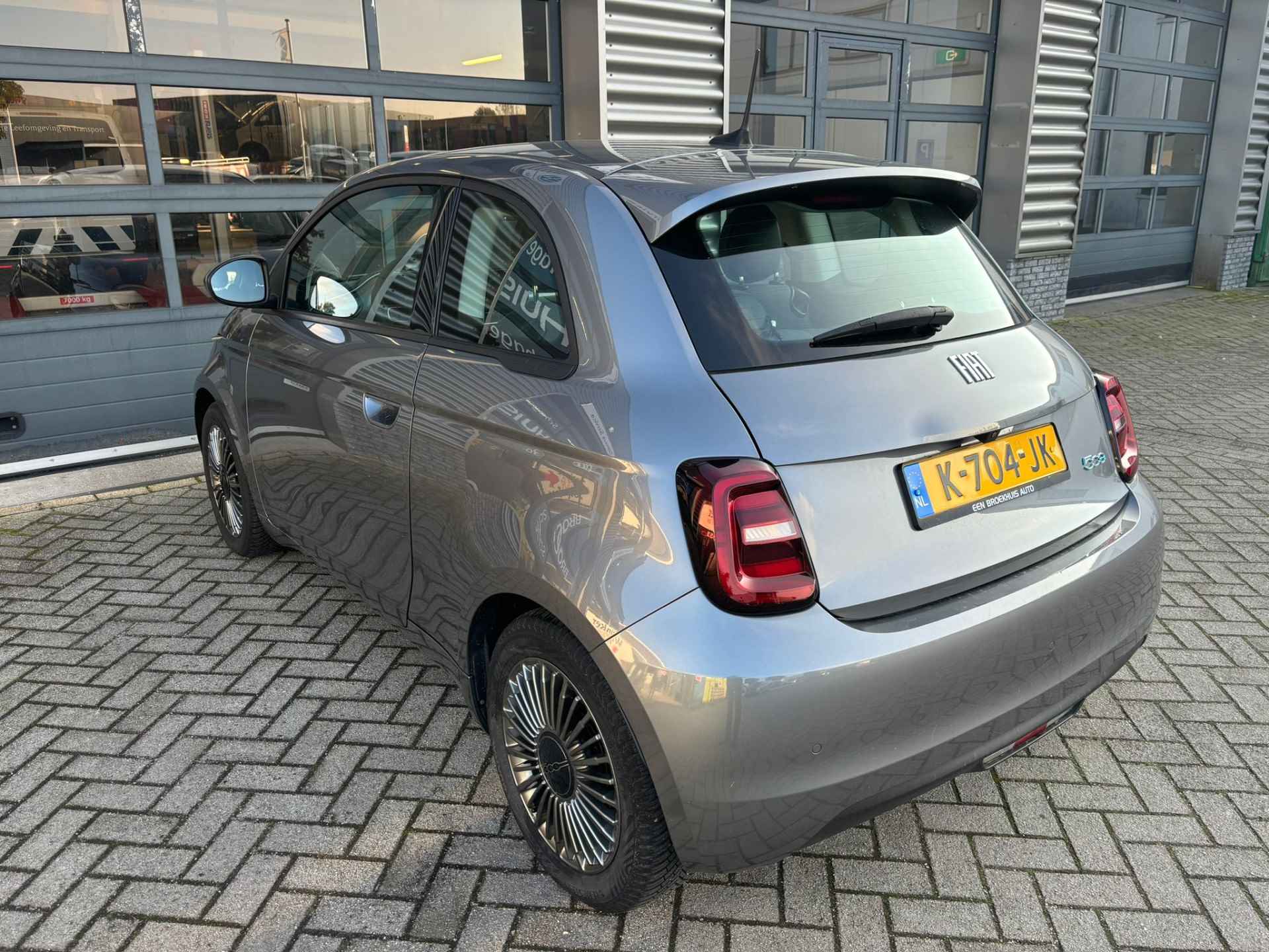 Fiat 500 Icon 42 kWh | € 12950 na aftrek subsidie | Full LED | achteruitrij camera | - 10/32