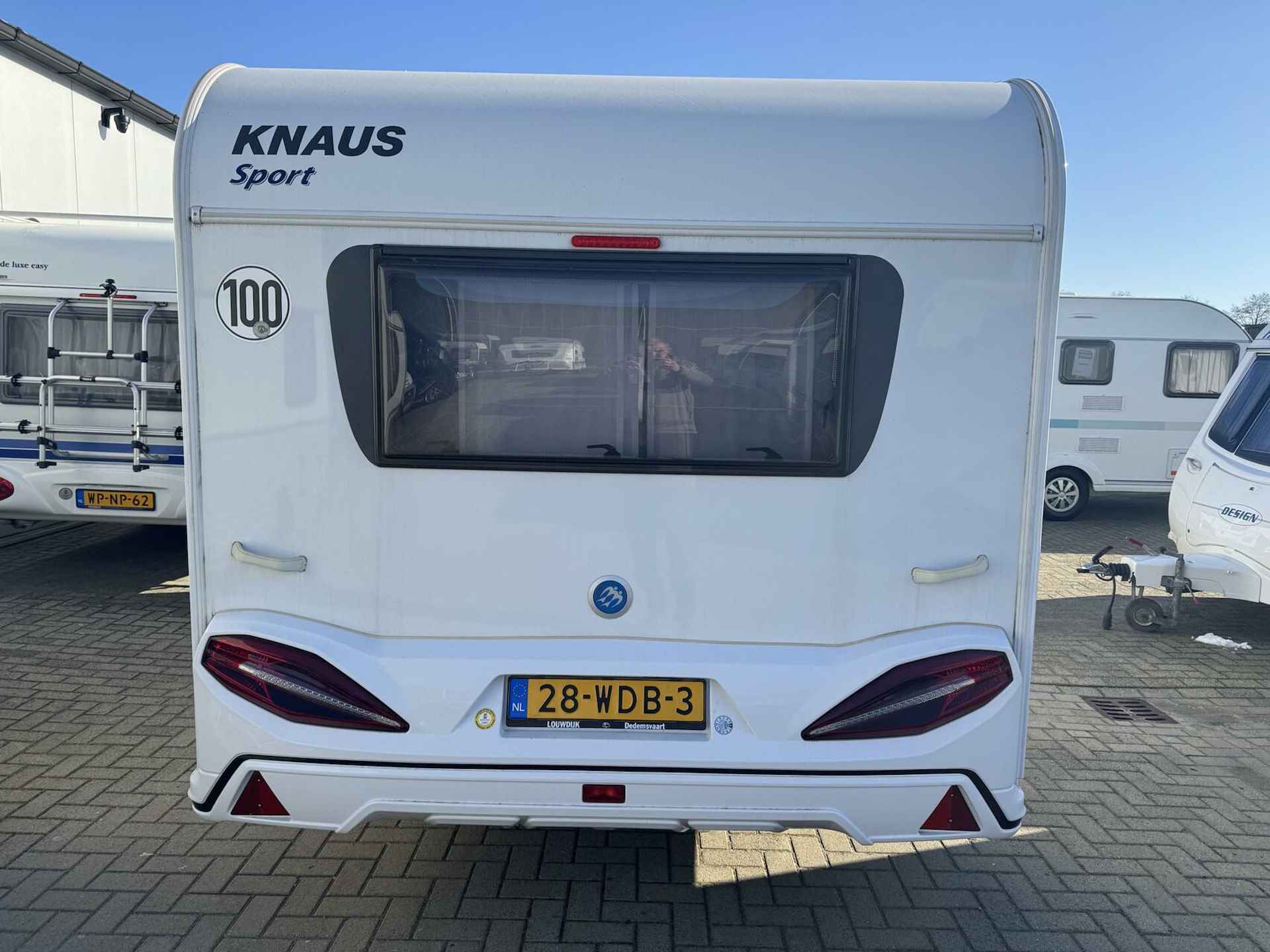 Knaus SPORT SILVER 400 LK, STAPELBED,FIETSENDR, VOORTENT - 8/26