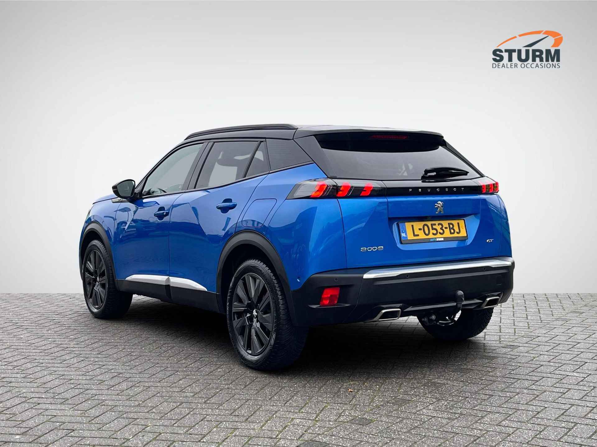 Peugeot 2008 1.2 PureTech GT Pack Automaat | Trekhaak | Panoramadak | Nappa Leder | Stoelverwarming | 360° Camera | Massagestoel | Rijklaarprijs! - 6/31