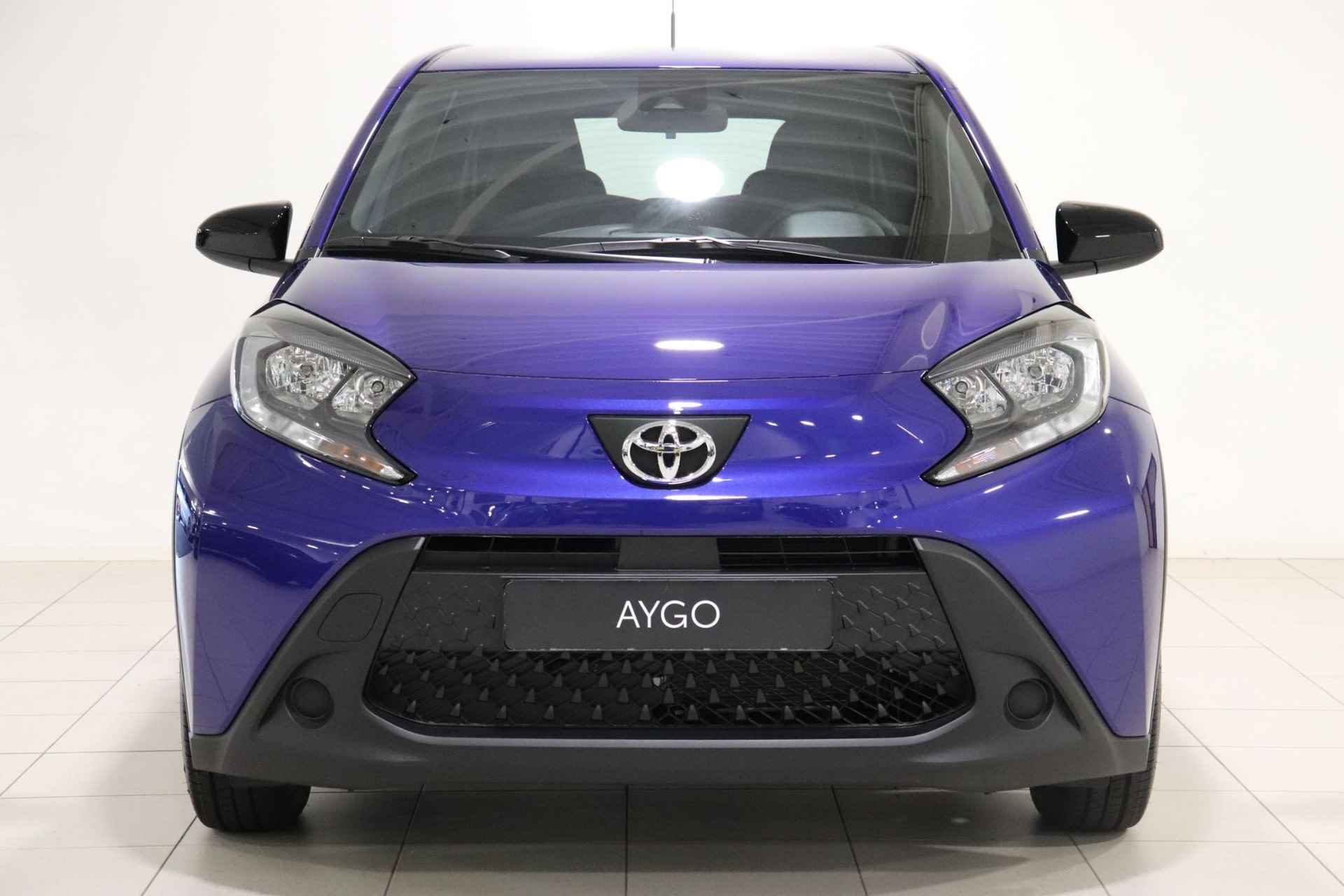 Toyota Aygo X 1.0 VVT-i MT Play, €1000,- Inruilpremie, Apple Carplay & Android Auto, Camera, Airco, Cruise Control! - 6/34