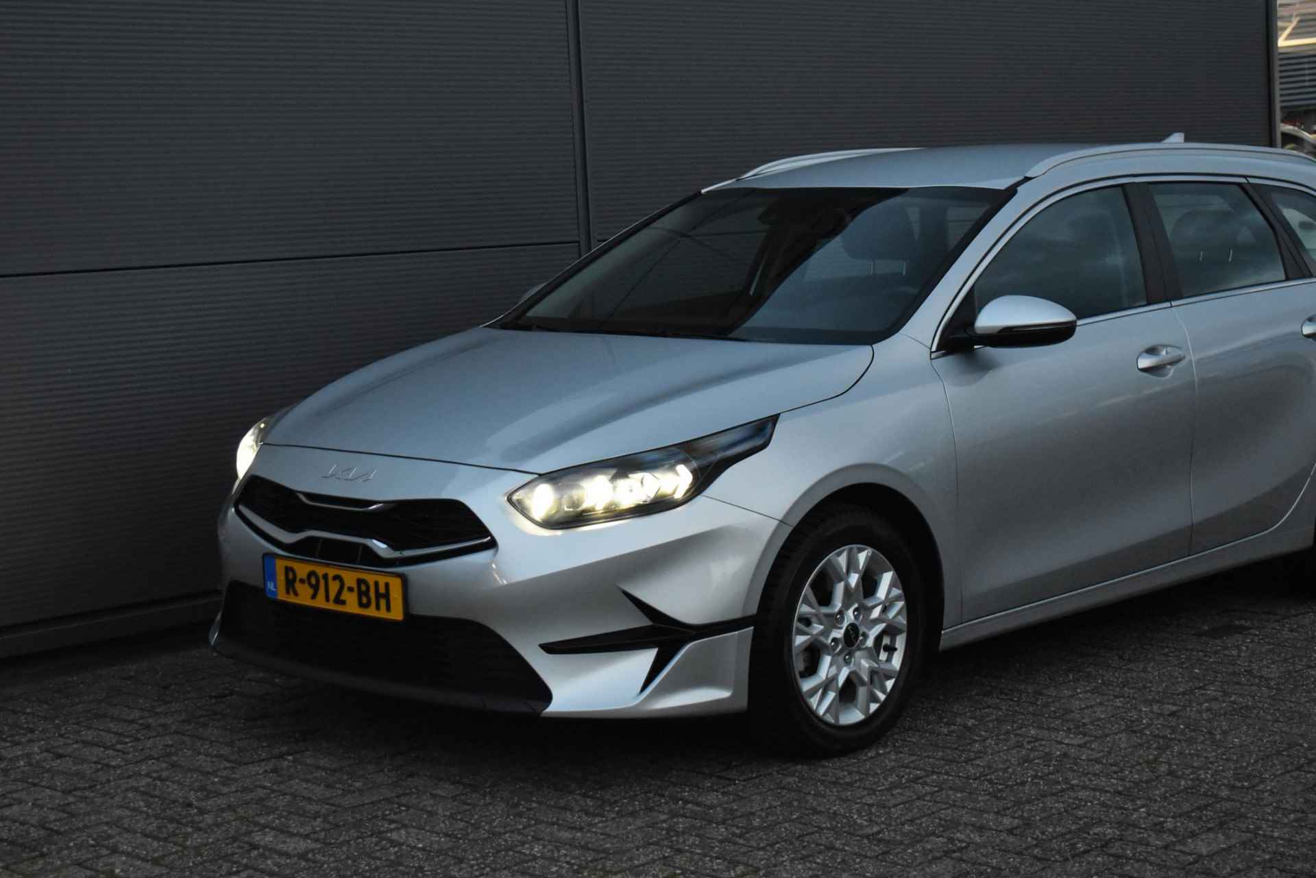 Kia Ceed Sportswagon 1.0 T-GDi DynamicLine Navigatie Camera LED - 26/37