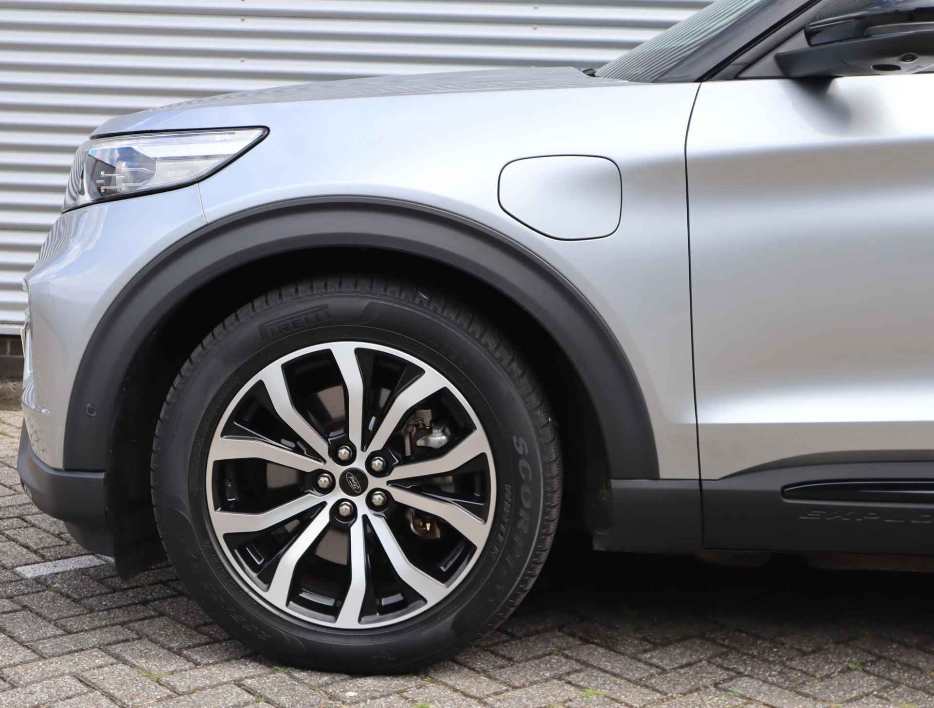 Ford Explorer 3.0 V6 EcoBoost PHEV ST-Line | Dealer onderhouden | Panorama-dak | Camera | Stoel, Stuur en Voorruitverwarming | Adaptieve Cruise Control | elektrische achterklep | BLIS | 360 Graden Camera - 4/55