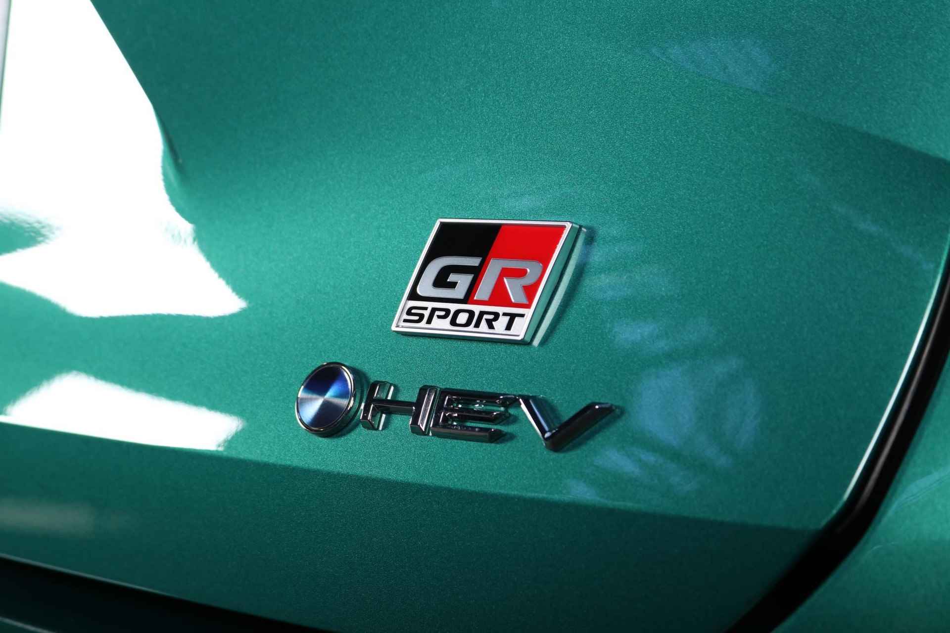 Toyota Corolla Touring Sports 1.8 Hybrid GR Sport, Schuif-kanteldak, JBL, NIEUW , Direct leverbaar met € 3000 extra premie! - 7/44