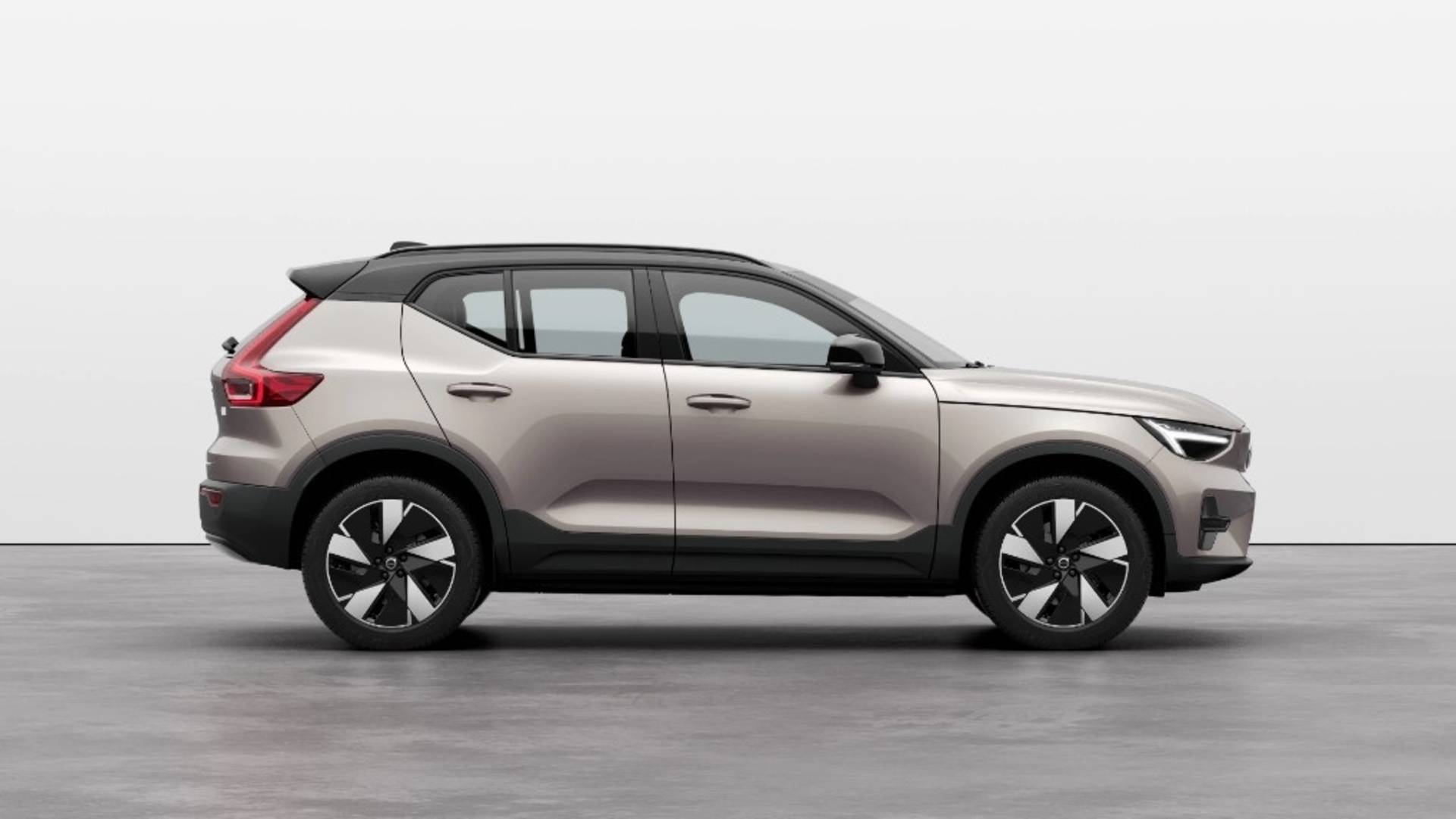 Volvo XC40 Single Motor Extended Core, Levering Maart 2024 - 4/6