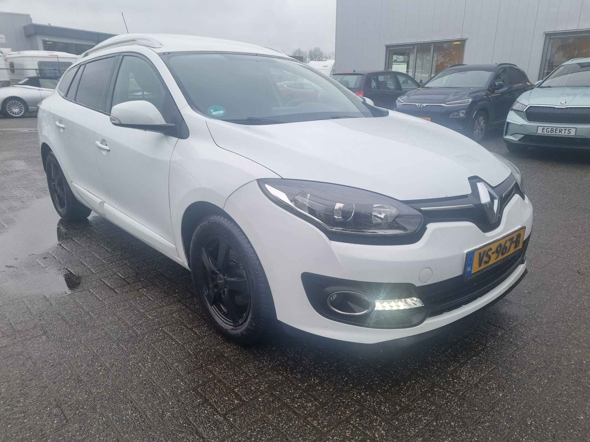 Renault Mégane 1.5 dCi Expression S&S - 5/11