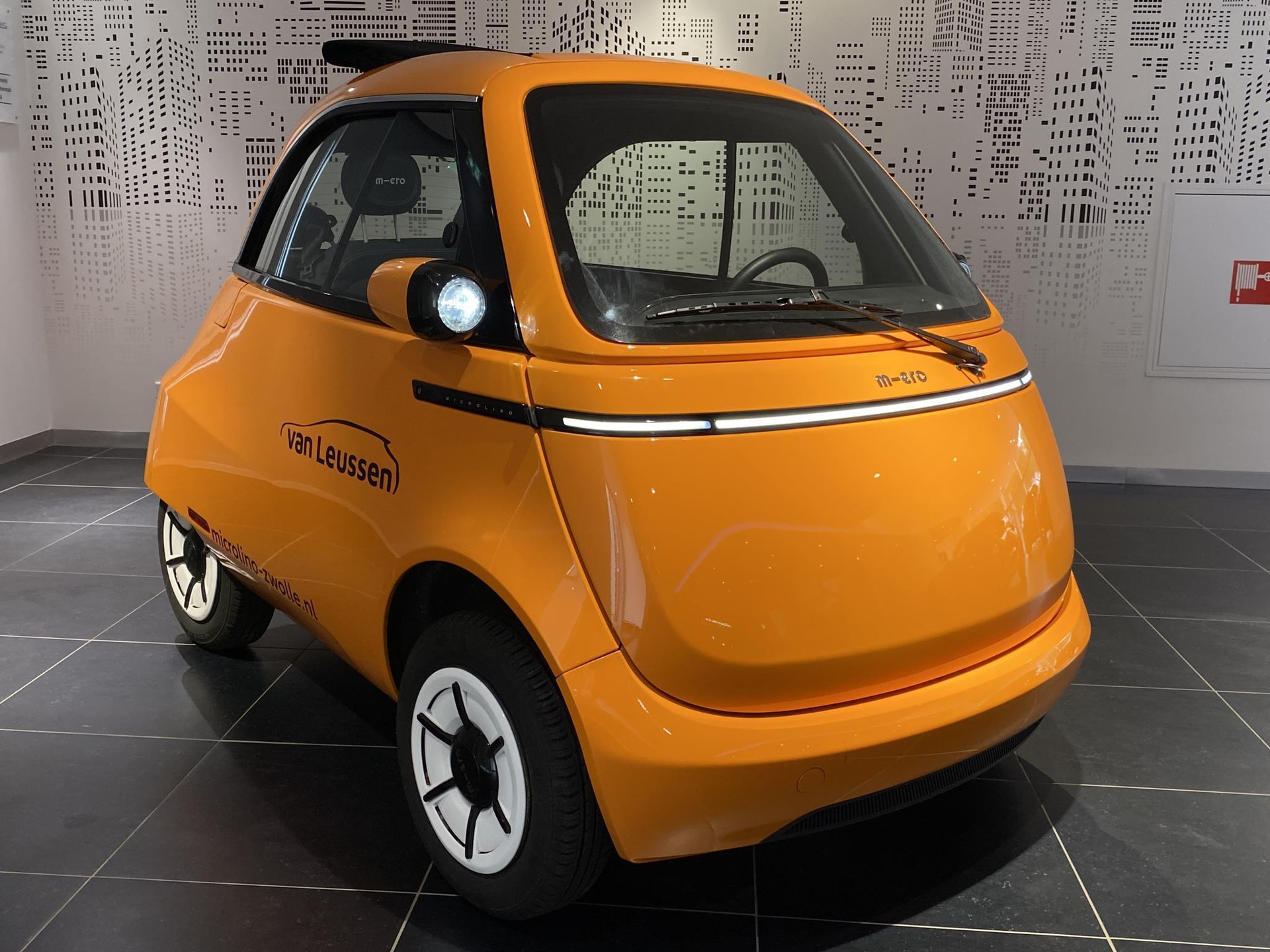 Microlino Competizione 10.5 kWh Competizione 100% ELEKTRISCH UNIEK EYECATCHER ZONNEDAK 177KM WLTP