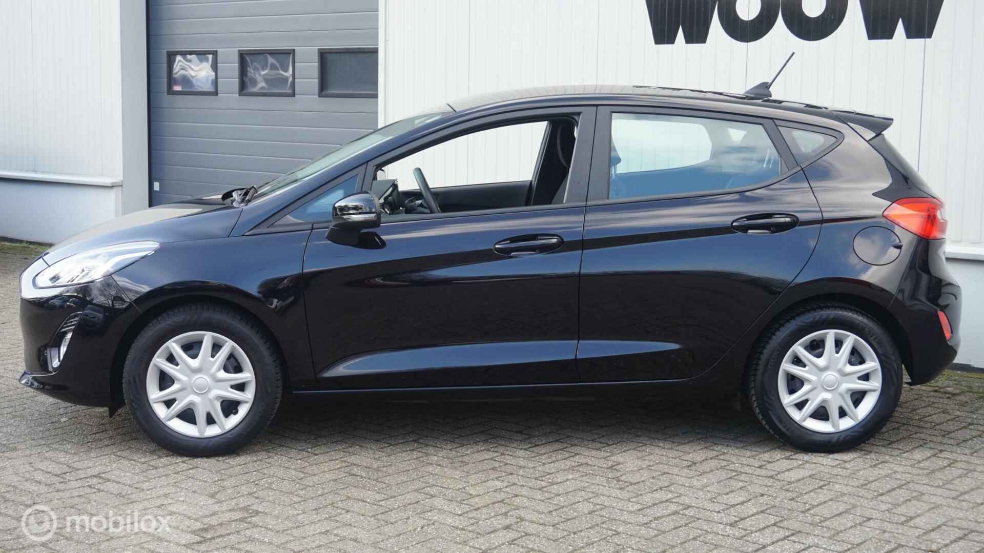 Ford Fiesta 1.0 EcoBoost Navigatie | Cruise Control | Airconditioning | All-Weather banden - 4/34