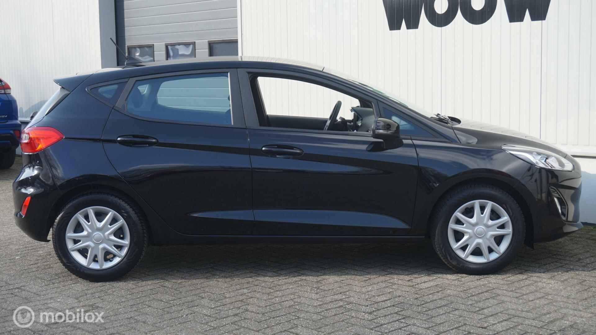 Ford Fiesta 1.0 EcoBoost Navigatie | Cruise Control | Airconditioning | All-Weather banden - 5/34