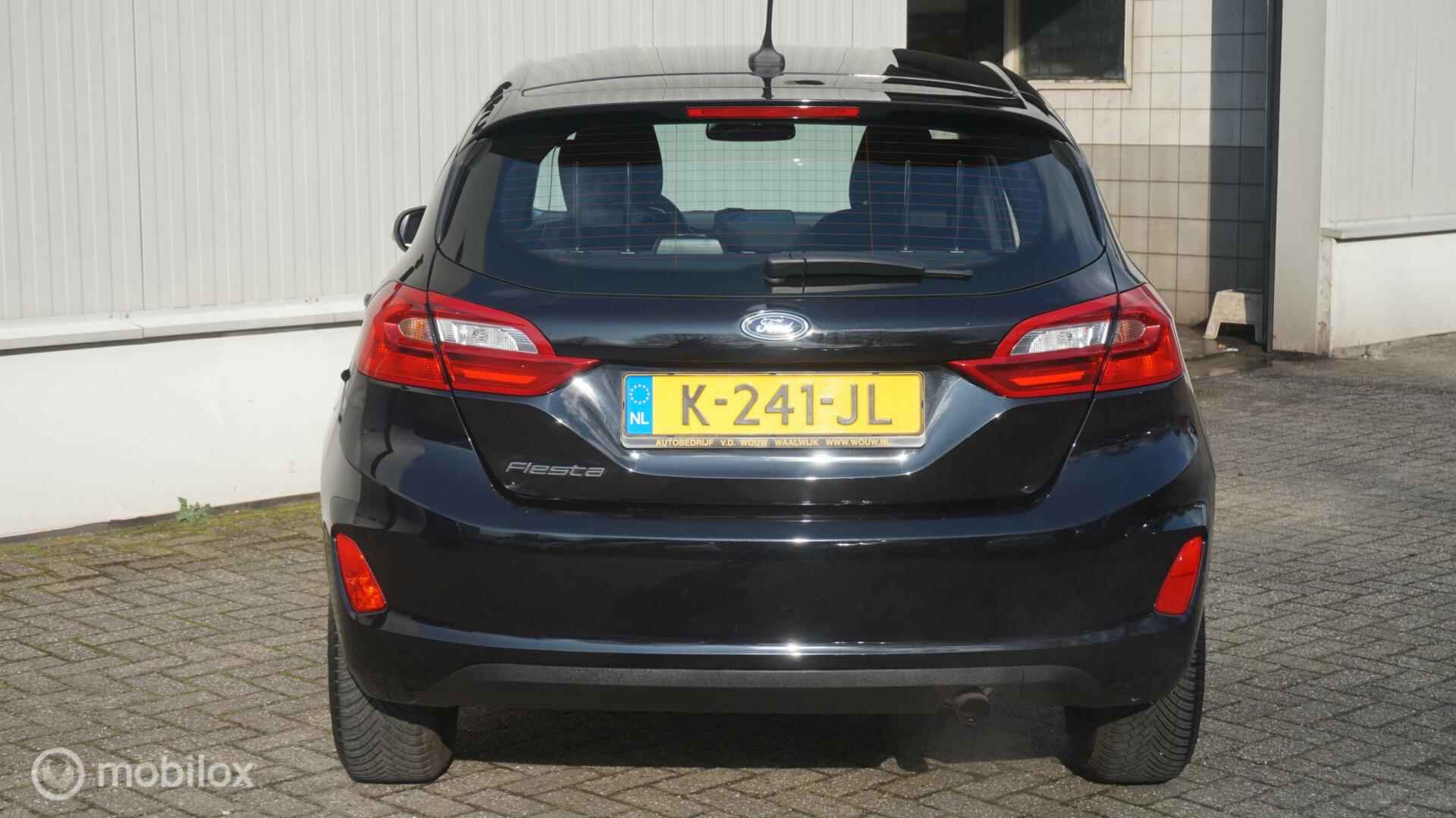 Ford Fiesta 1.0 EcoBoost Navigatie | Cruise Control | Airconditioning | All-Weather banden - 7/34