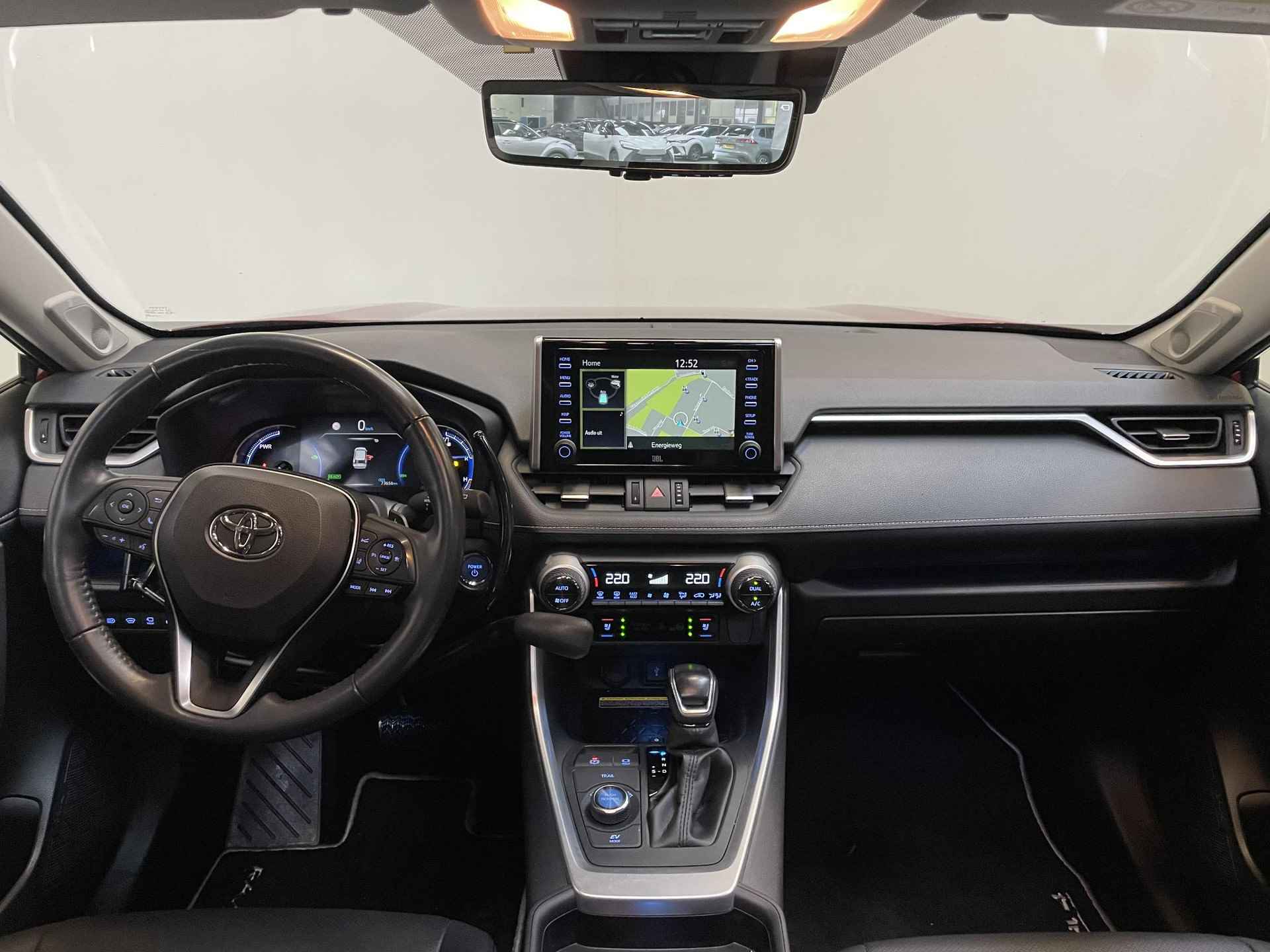 Toyota RAV4 2.5 Hybrid AWD Executive, Premium Pack, Schuifdak, Trekhaak, Handbediening (handgas/rem) - 7/50