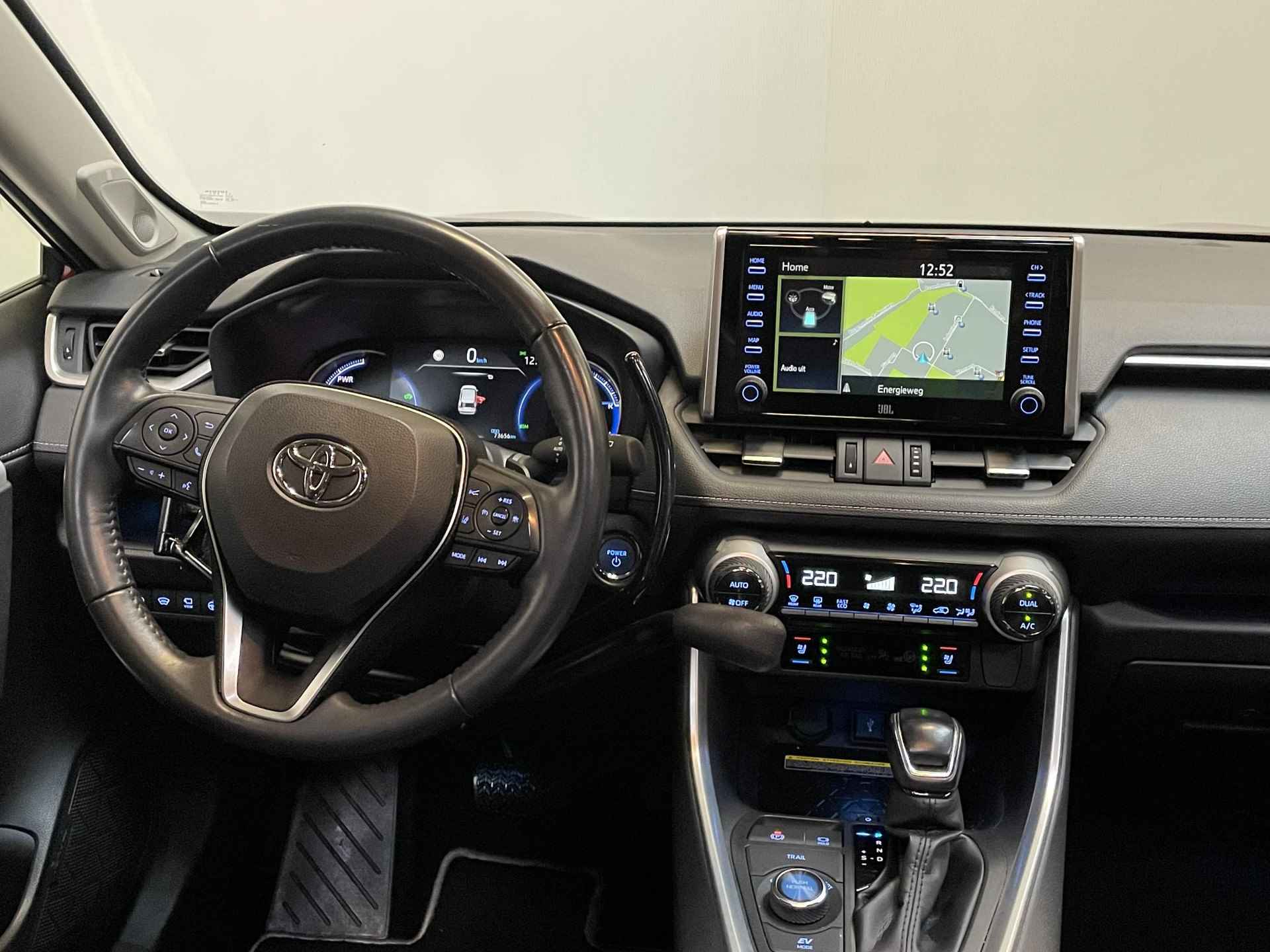 Toyota RAV4 2.5 Hybrid AWD Executive, Premium Pack, Schuifdak, Trekhaak, Handbediening (handgas/rem) - 43/50