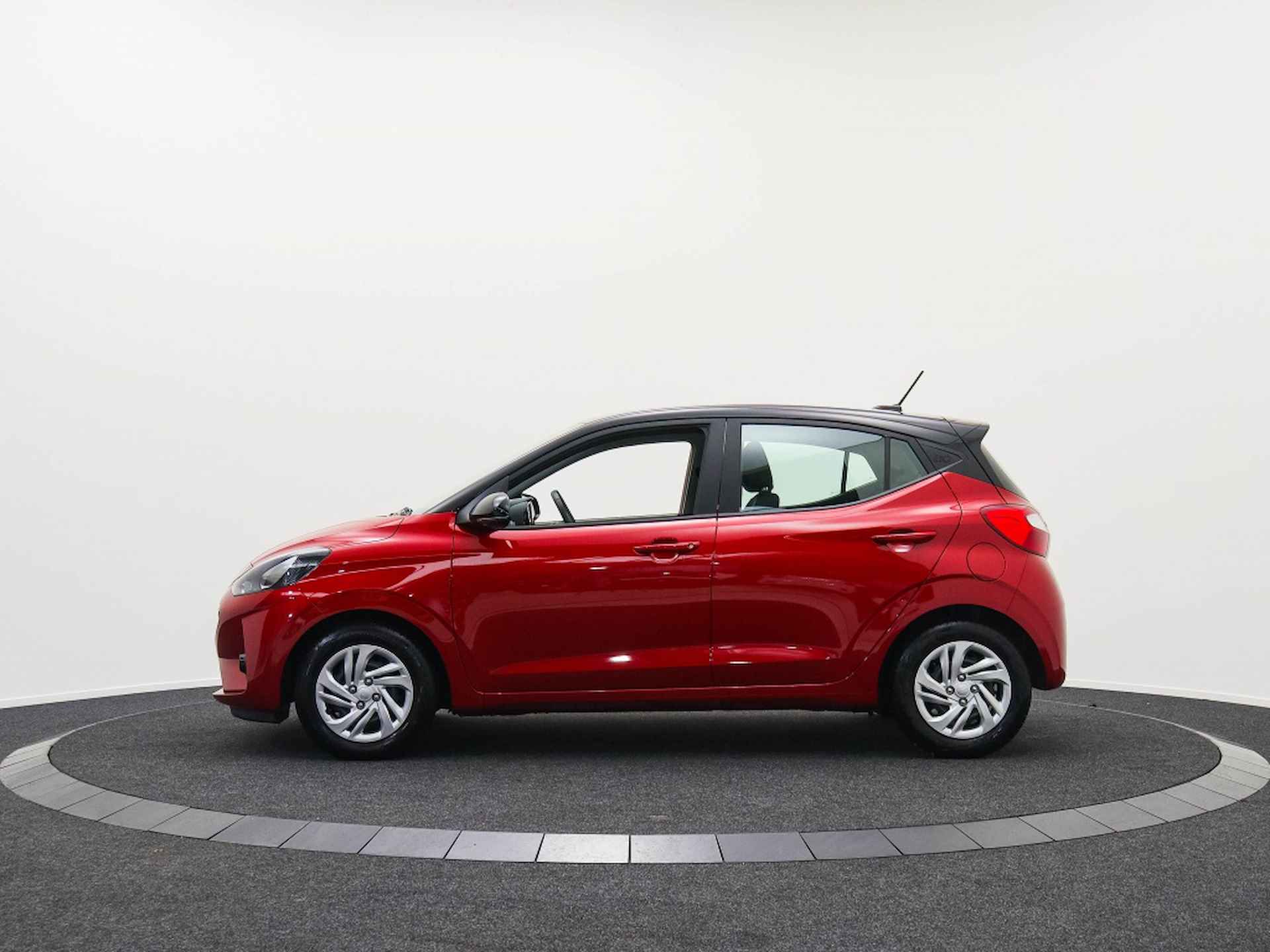 Hyundai i10 1.0 Comfort Smart | Navigatie | Private lease 315 p.m. - 10/41