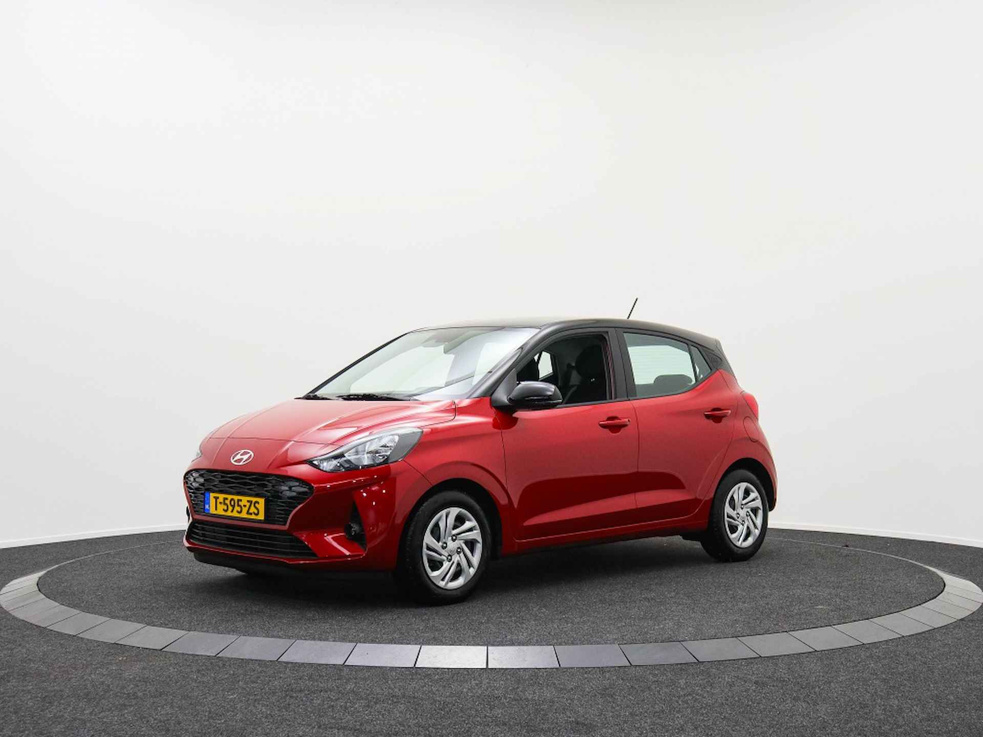 Hyundai i10 1.0 Comfort Smart | Navigatie | Private lease 315 p.m. - 12/41