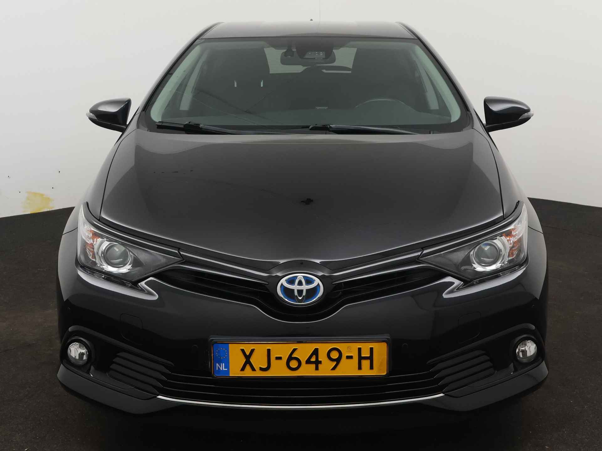 Toyota Auris 1.8 Hybrid Dynamic Ultimate | Navigatie | Parkeersensoren | Camera | Stoelverwarming | - 28/45