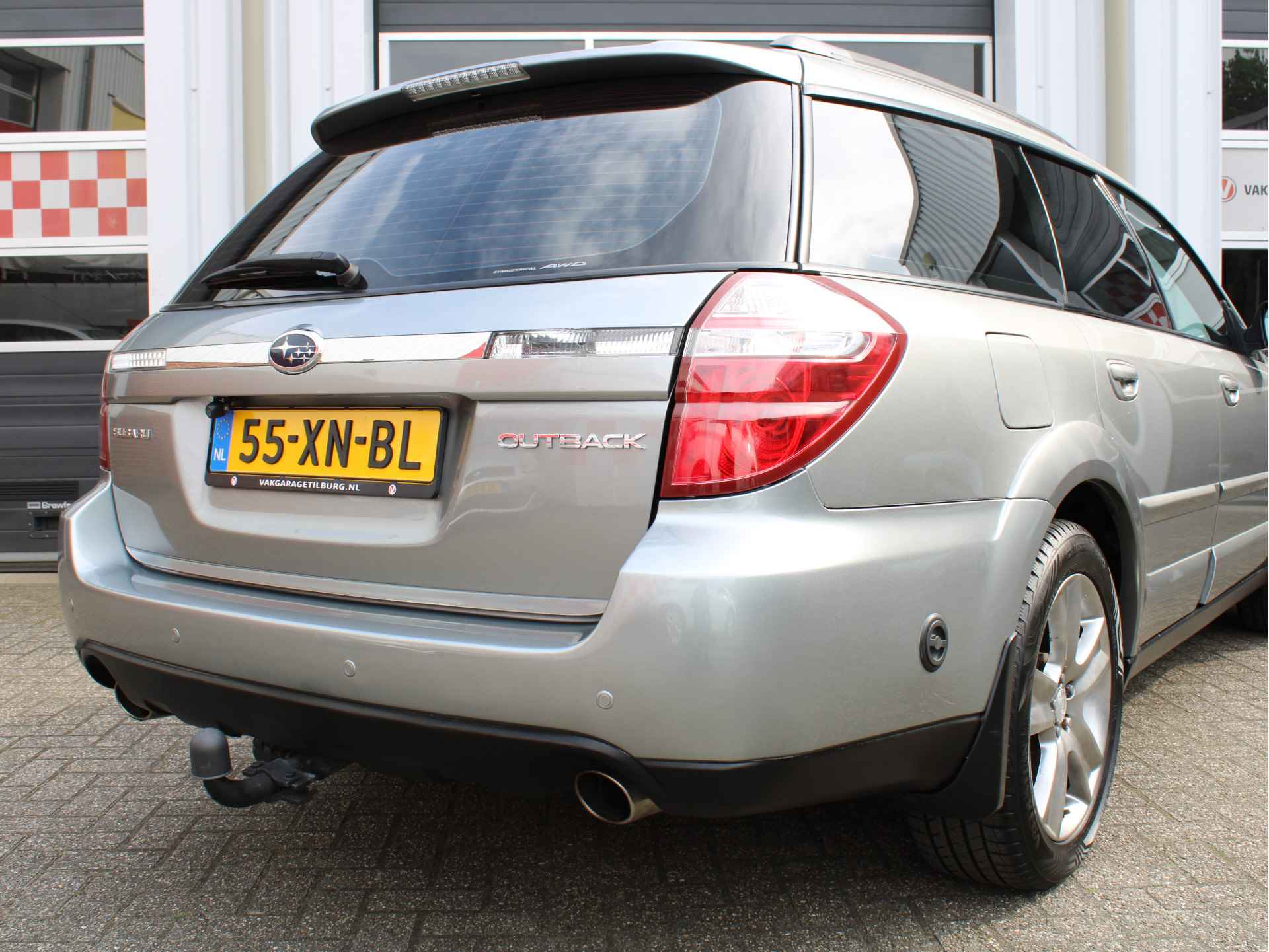 Subaru Outback 2.5i Comfort LPG-G3/Automaat/4WD/Stoelverw./Climate/Cruise/Trekhaak/Dakraam/Leer/1800kg trekgewicht/Parkeersensoren/Youngtimer - 40/48