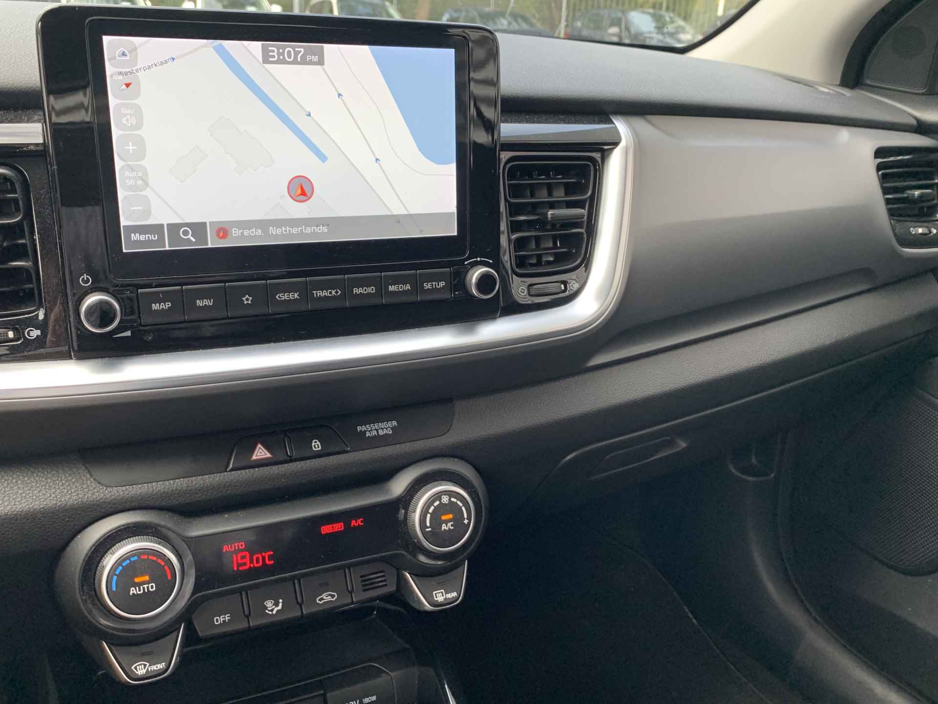 Kia Stonic 1.0 T-GDi MHEV DynamicLine Navigation Pack Camera | Climate control | Cruise control | Navigatie - 5/13