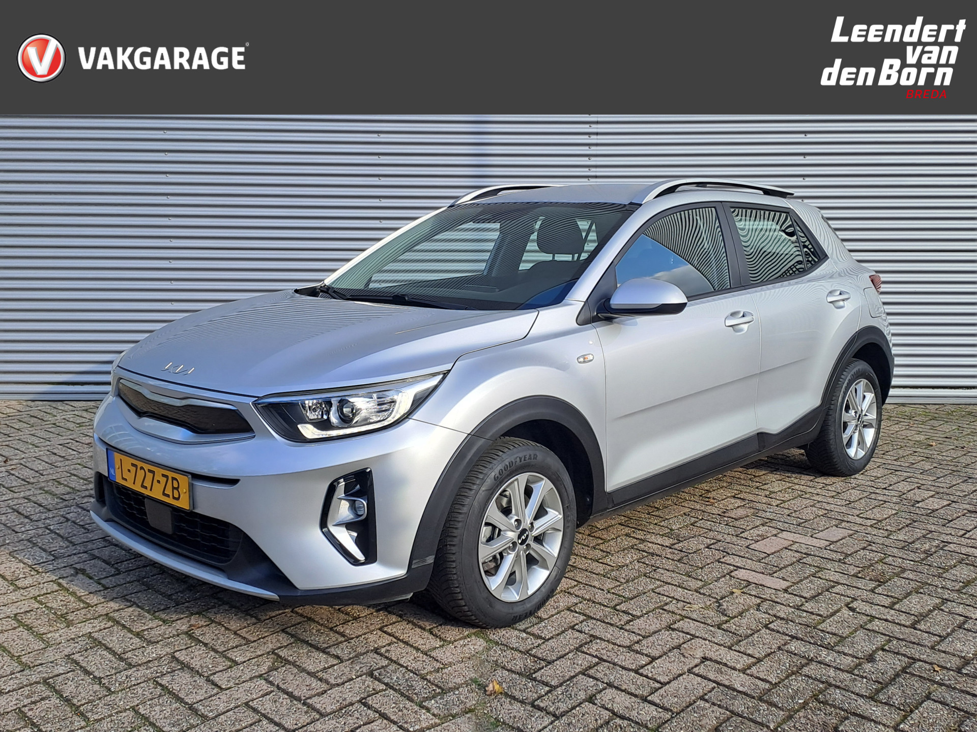 Kia Stonic 1.0 T-GDi MHEV DynamicLine Navigation Pack Camera | Climate control | Cruise control | Navigatie