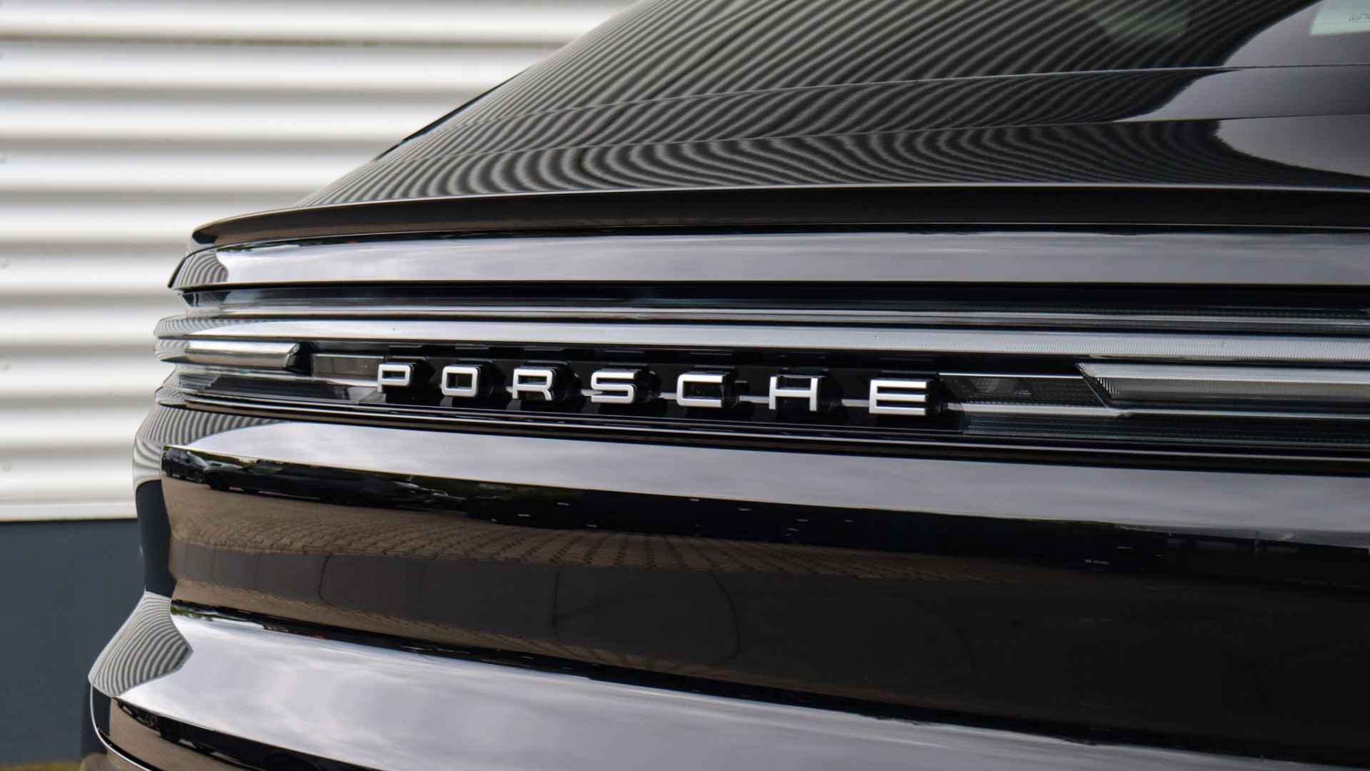 Porsche Cayenne Coupé 3.0 E-Hybrid Facelift | SportDesign | Rear Seat Entertainment | BOSE Sound | Trekhaak | Panoramadak | 10,9'' Bijrijdersdisplay - 21/34