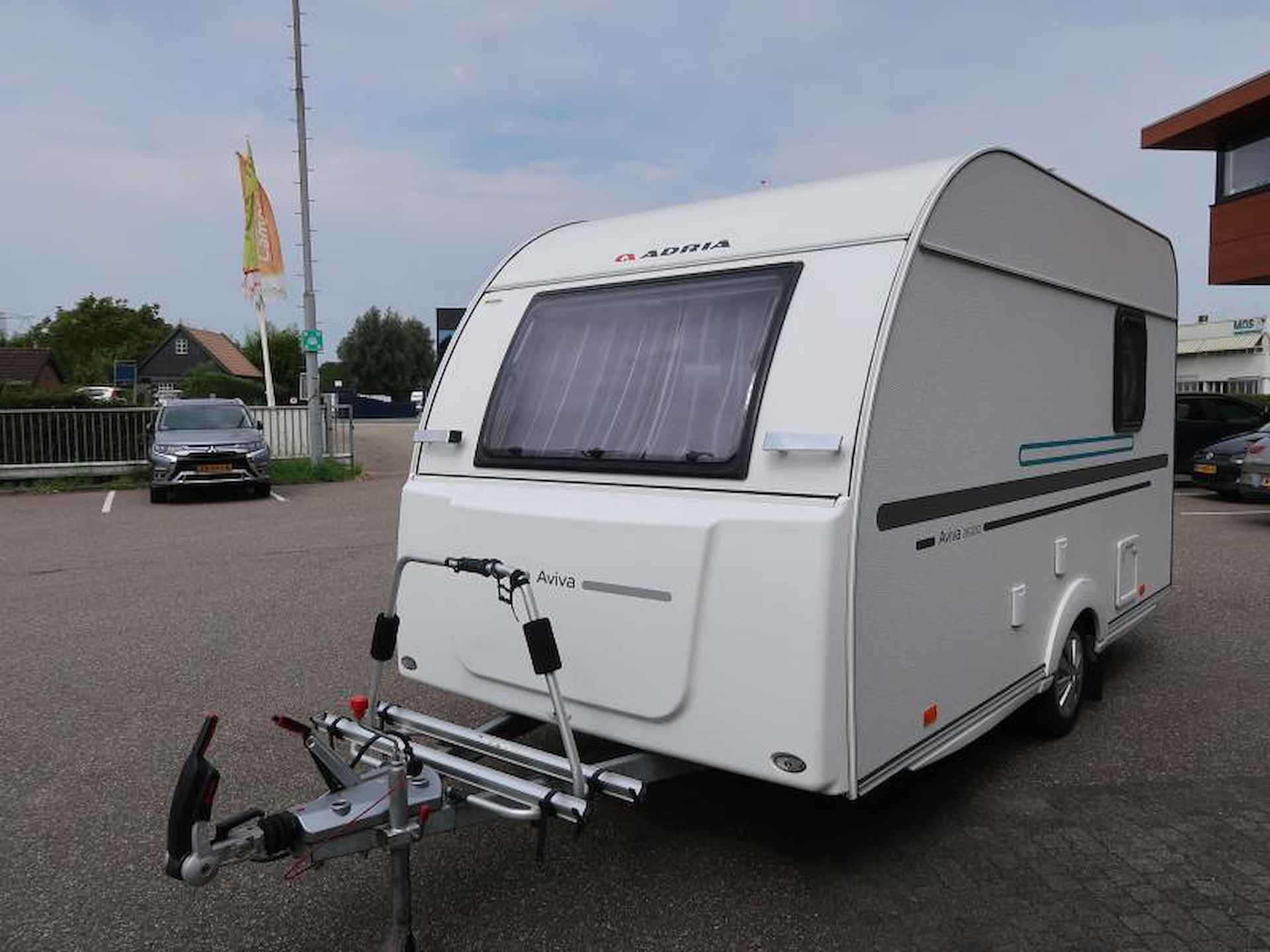 Adria Aviva 360 DD Luifel en Fietsenrek - 19/21