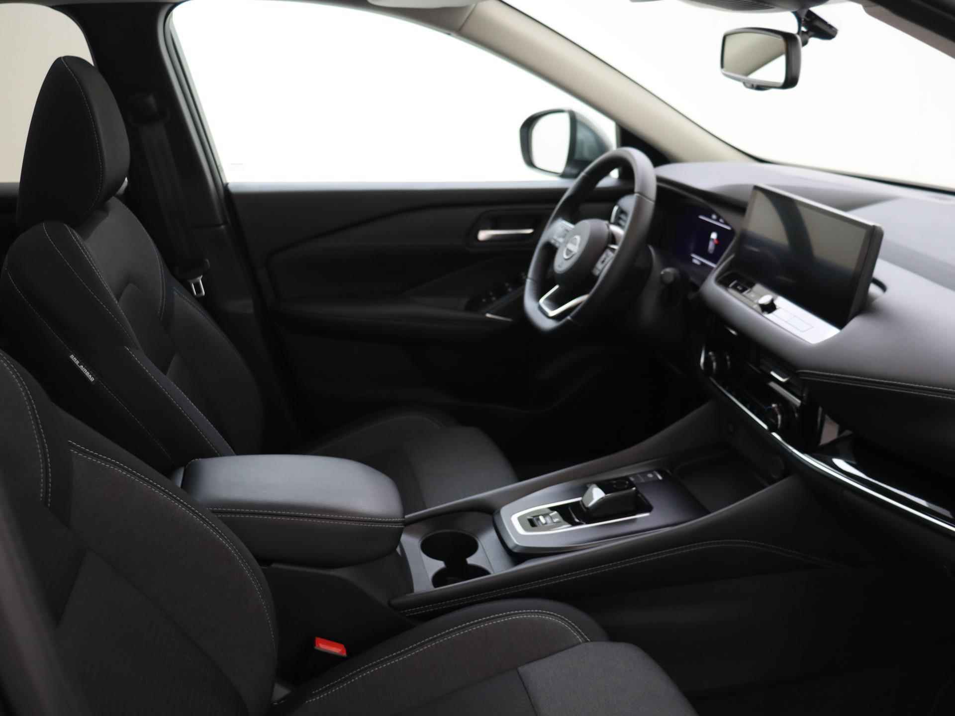 Nissan Qashqai 1.5 - 158PK e-Power Hybrid N-Connecta Automaat | Navigatie | Cruise Control Adaptief | Climate Control| Panoramadak | 360 Camera | Apple Carplay/Android Auto | Parkeersensoren | Licht & Regen Sensor | LED Verlichting | Electrische Ramen | Centrale Deurvergrendeling | - 18/27