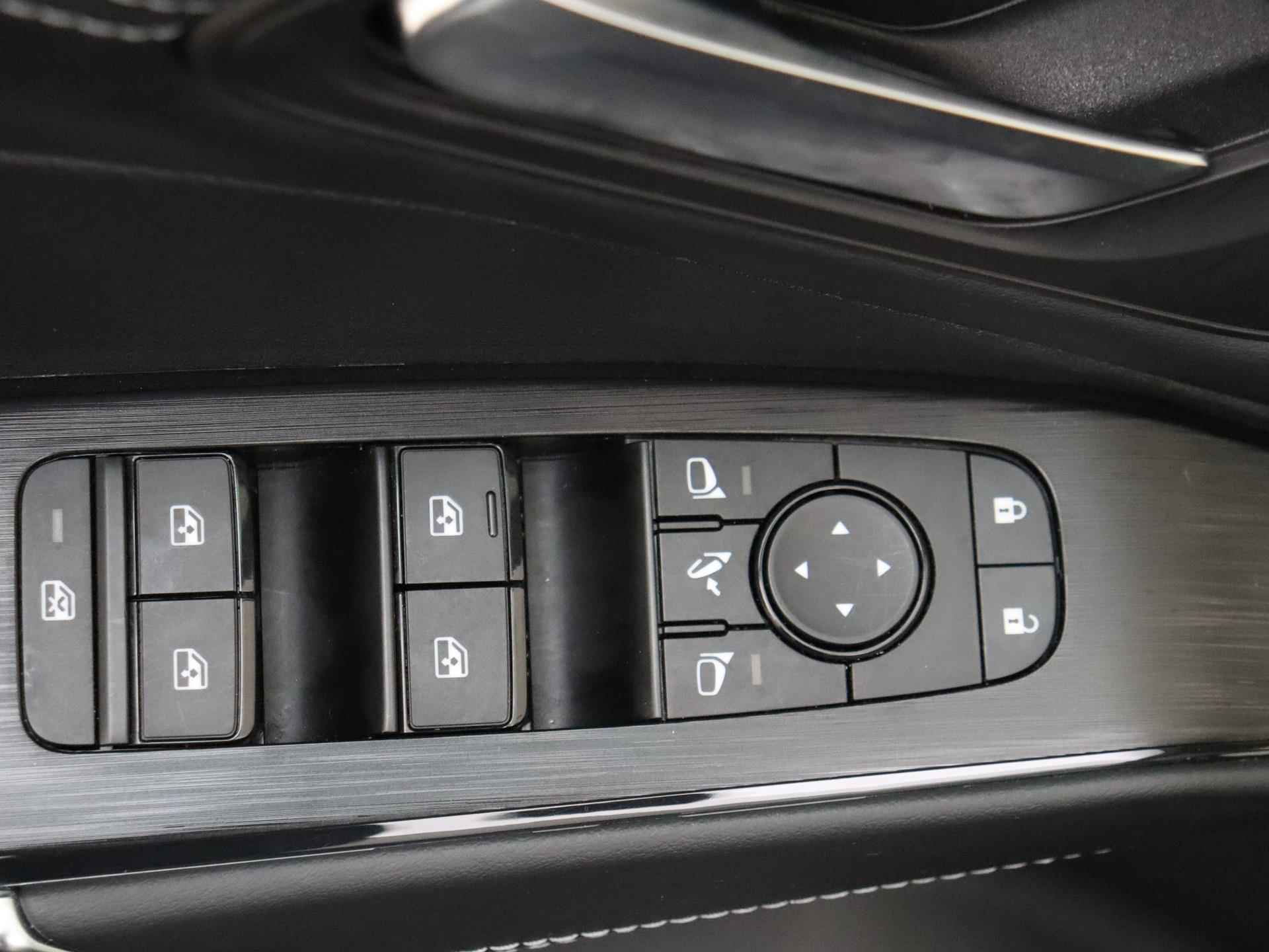 Nissan Qashqai 1.5 - 158PK e-Power Hybrid N-Connecta Automaat | Navigatie | Cruise Control Adaptief | Climate Control| Panoramadak | 360 Camera | Apple Carplay/Android Auto | Parkeersensoren | Licht & Regen Sensor | LED Verlichting | Electrische Ramen | Centrale Deurvergrendeling | - 24/27