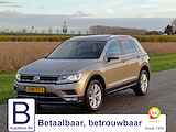 Volkswagen Tiguan 1.4 TSI 4Motion Highline | Pano | Digi dash | Camera | Led | Navi | 18 " | Ada Cruise |