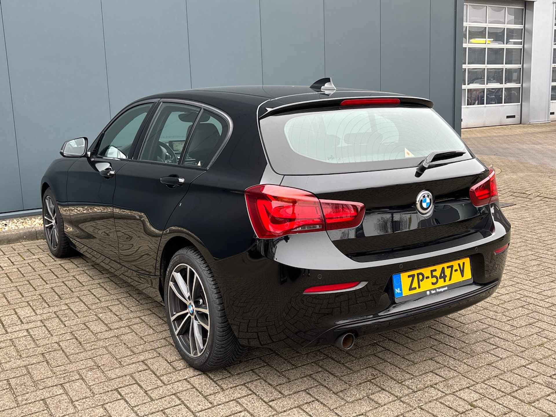 BMW 1-Serie (f20) 118i 136pk Aut  Edition Sport Line Shadow Executive - 5/7