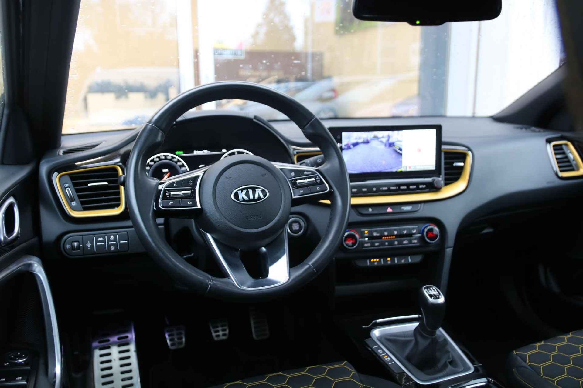 Kia XCeed 1.0 T-GDi DynamicPlusLine | Airco | Navi | Camera | Panoramadak | LM Velgen | Privacy Glass | - 17/29